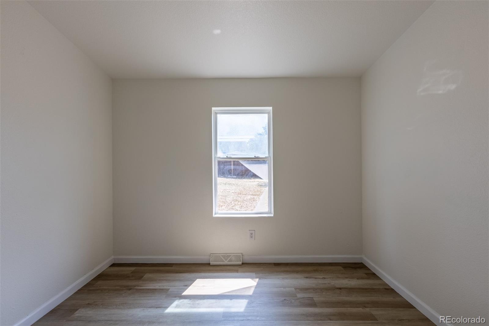 MLS Image #20 for 5470  magnolia street,commerce city, Colorado