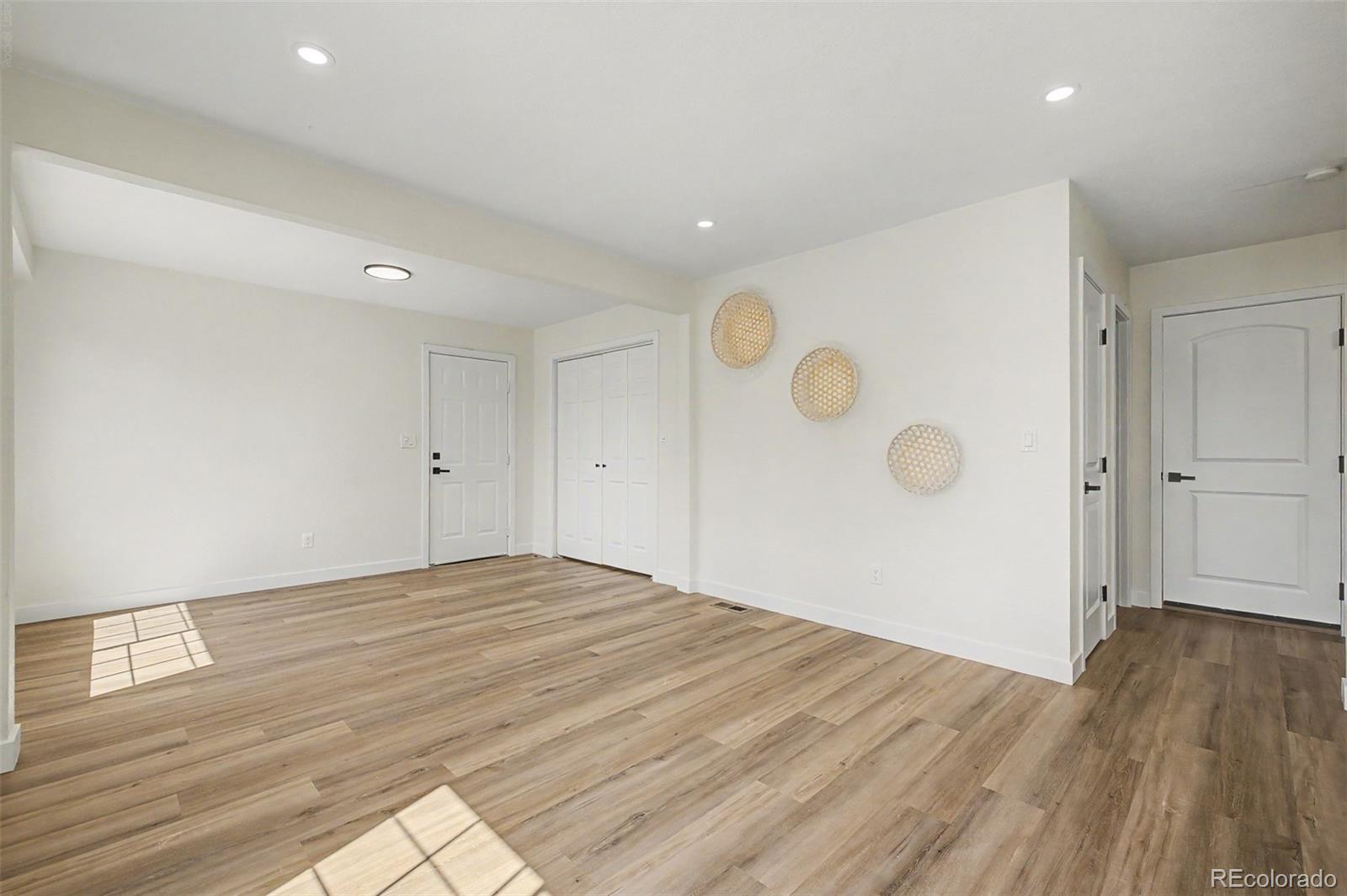 MLS Image #14 for 1421 s chambers circle,aurora, Colorado
