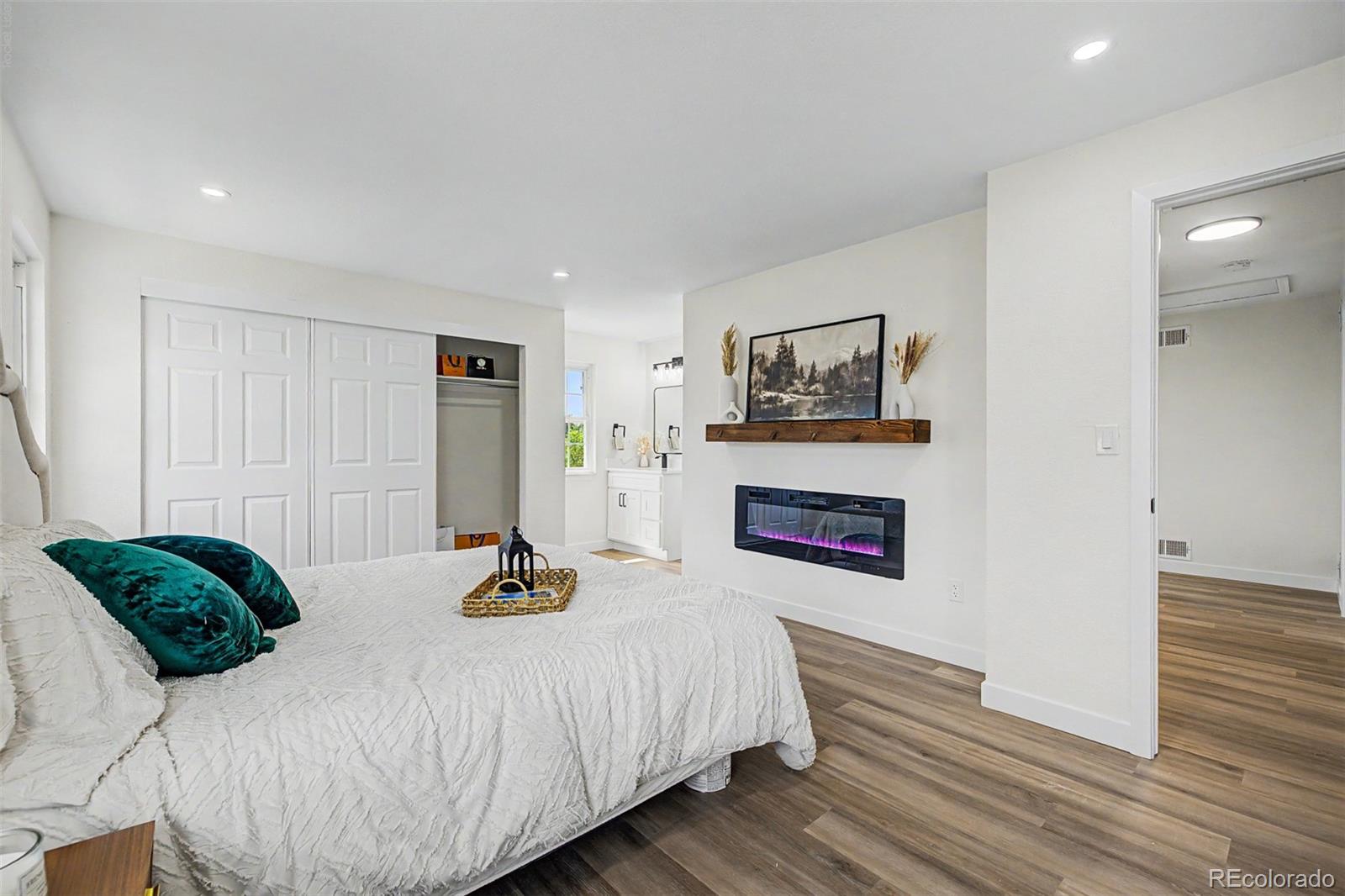 MLS Image #17 for 1421 s chambers circle,aurora, Colorado