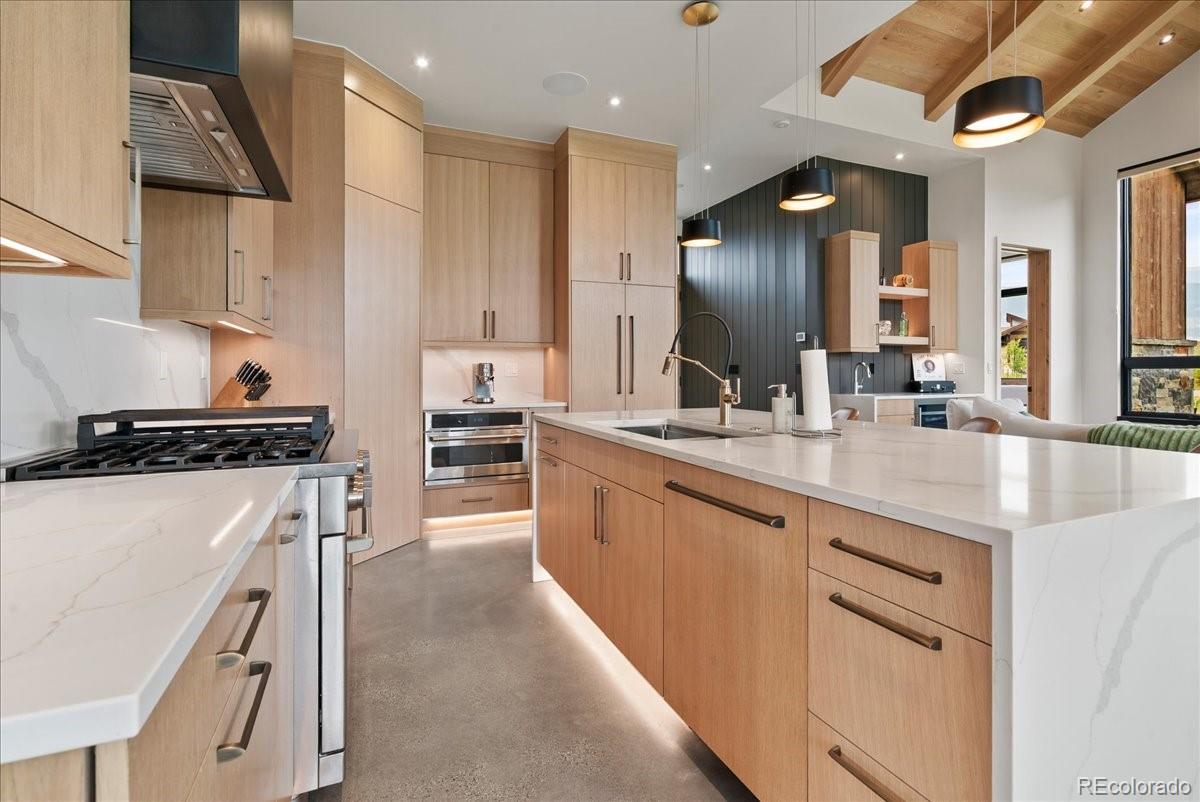 MLS Image #14 for 127  telluride court,dillon, Colorado