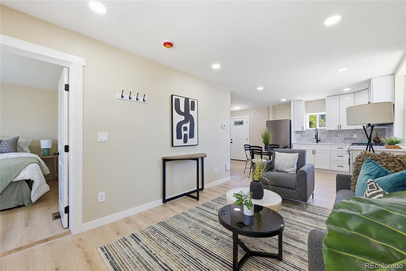 MLS Image #13 for 3936 n steele street,denver, Colorado