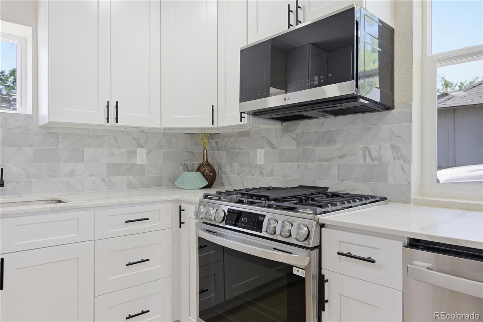 MLS Image #15 for 3936 n steele street,denver, Colorado