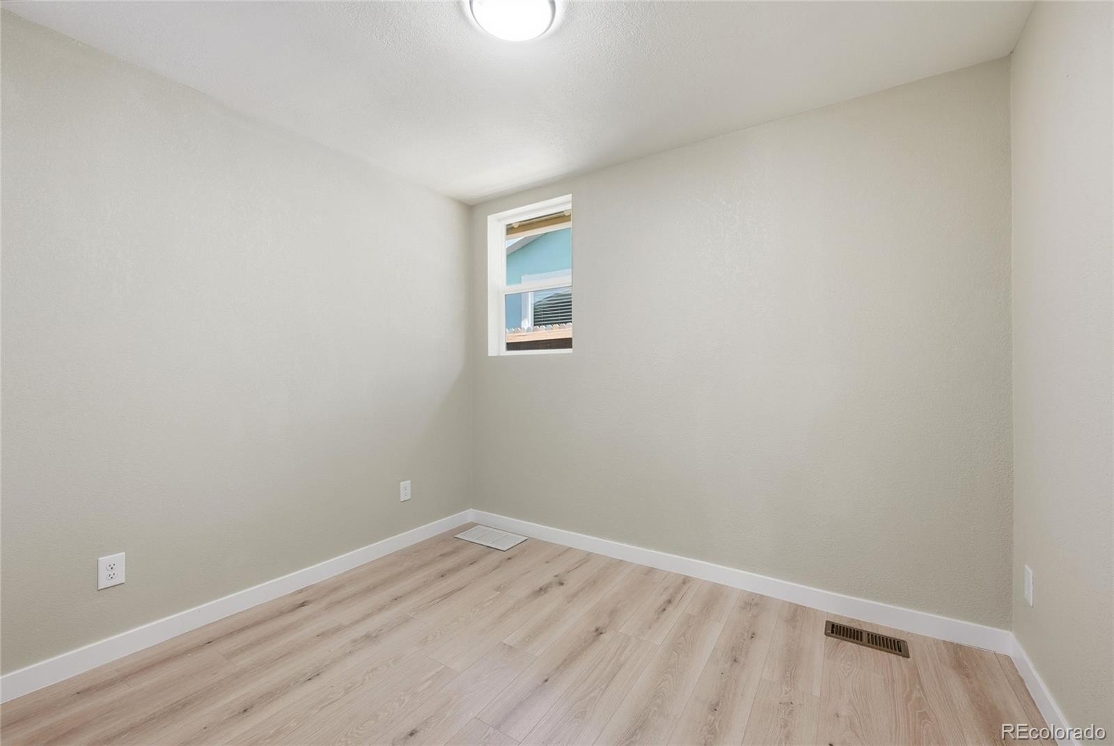 MLS Image #18 for 3936 n steele street,denver, Colorado