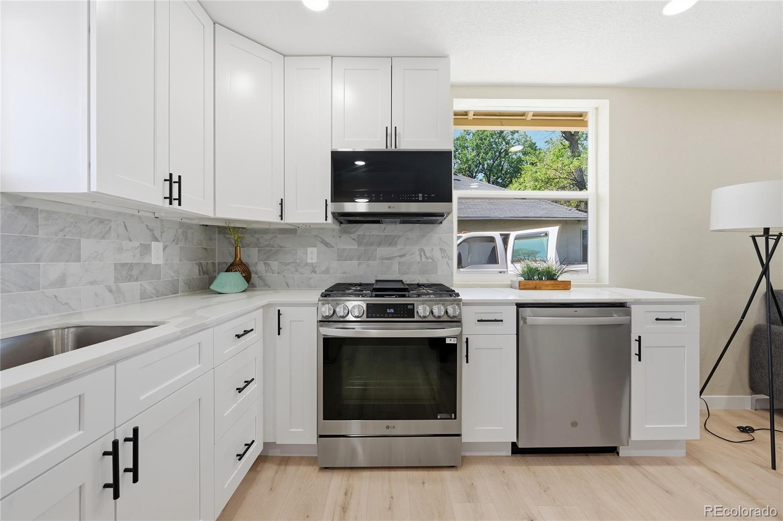 MLS Image #9 for 3936 n steele street,denver, Colorado