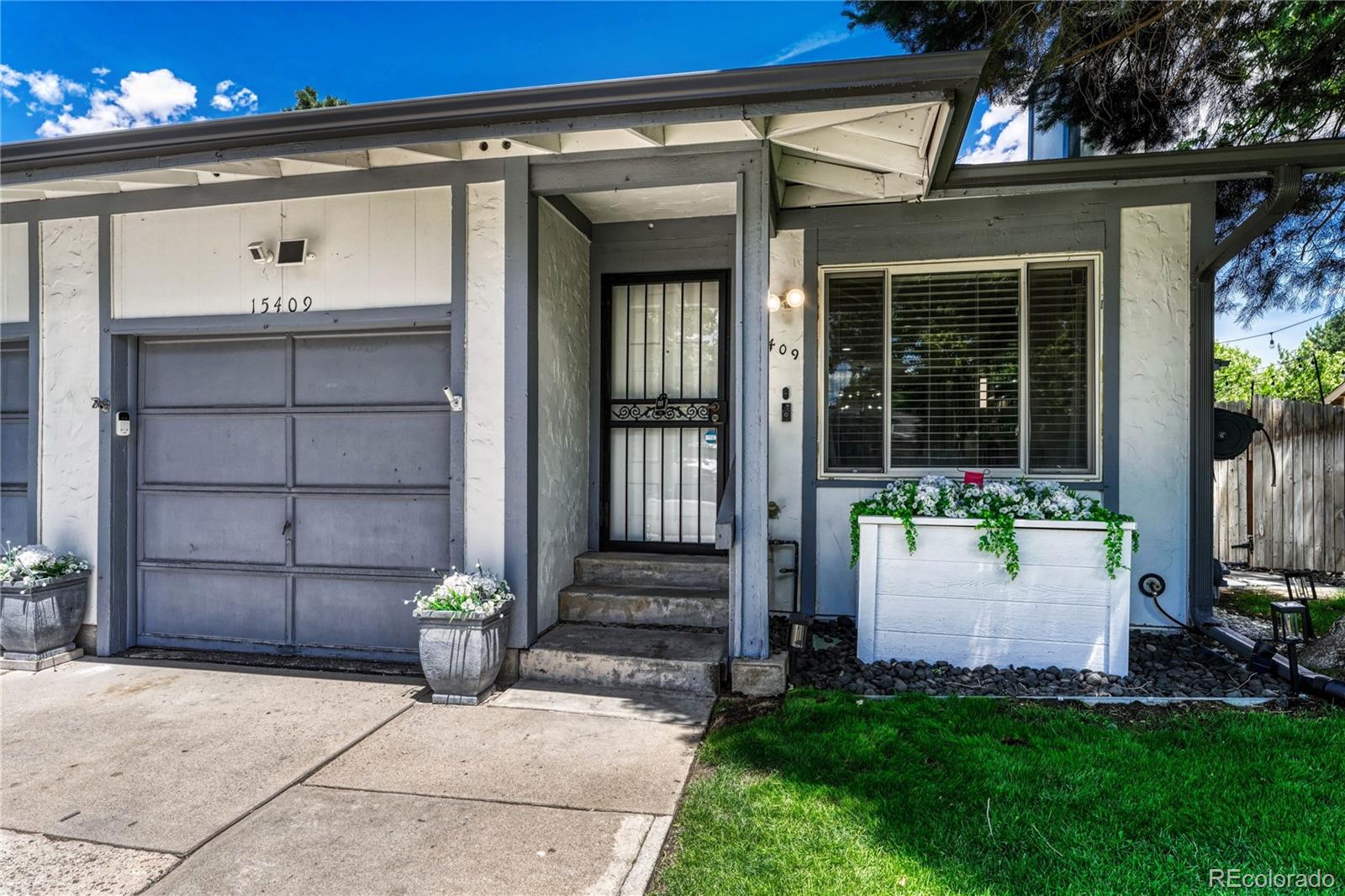MLS Image #1 for 15409 e oberlin place,aurora, Colorado