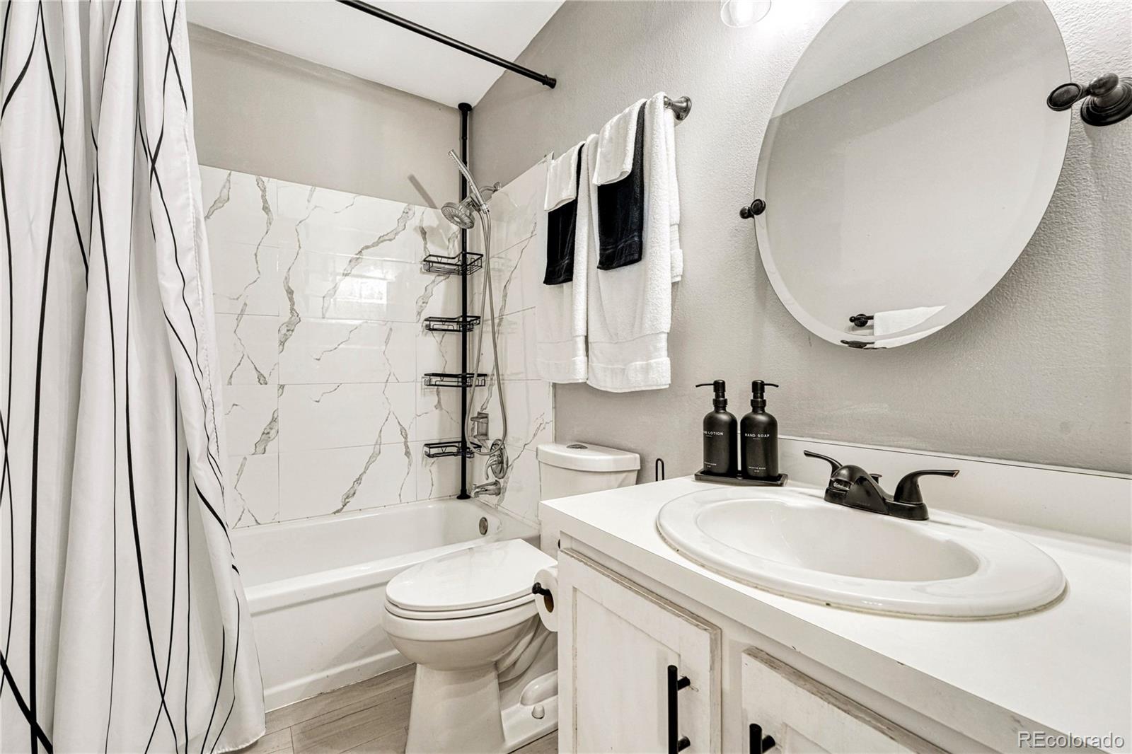MLS Image #18 for 15409 e oberlin place,aurora, Colorado