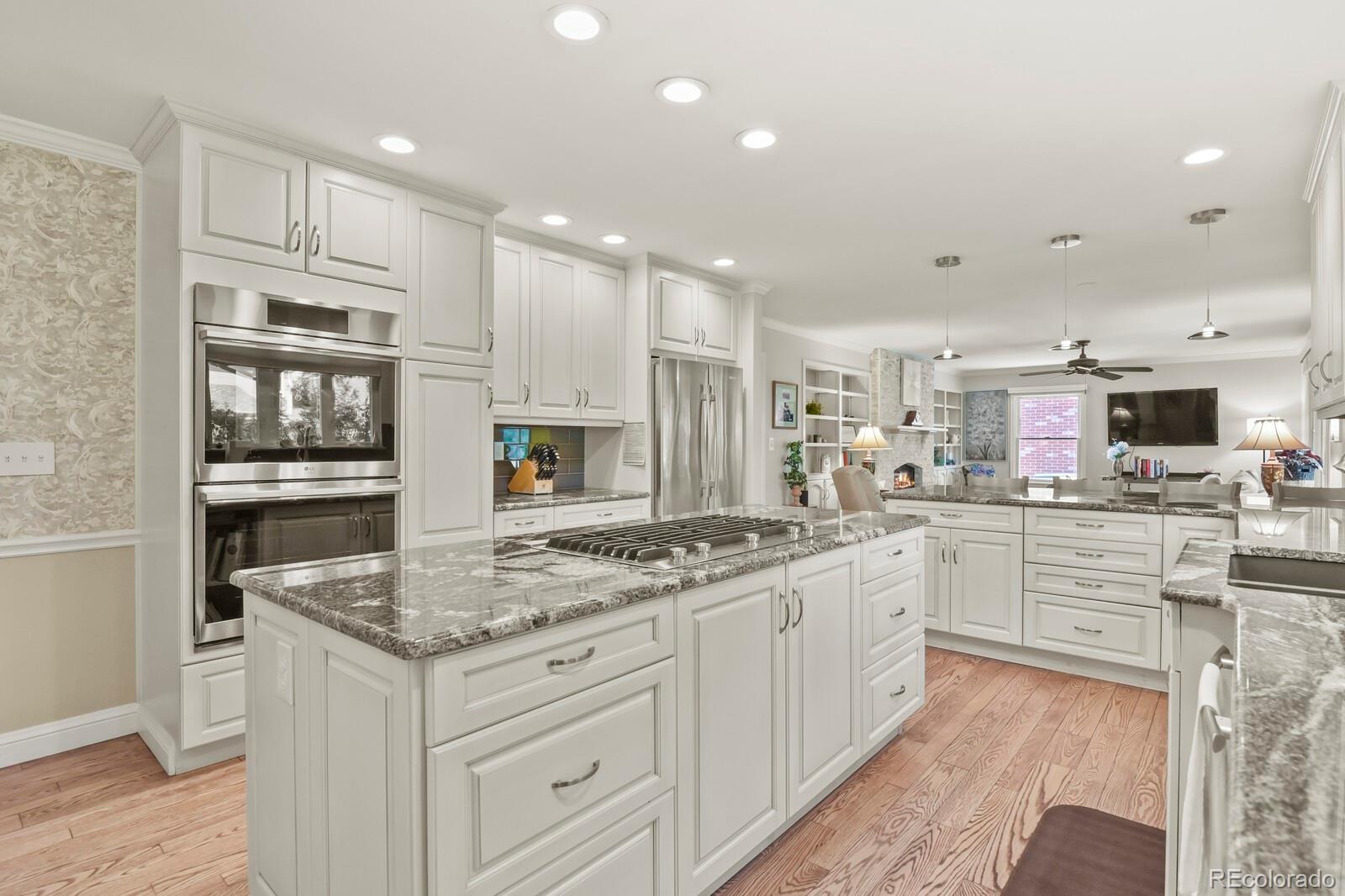 MLS Image #10 for 5301 s garland way,littleton, Colorado