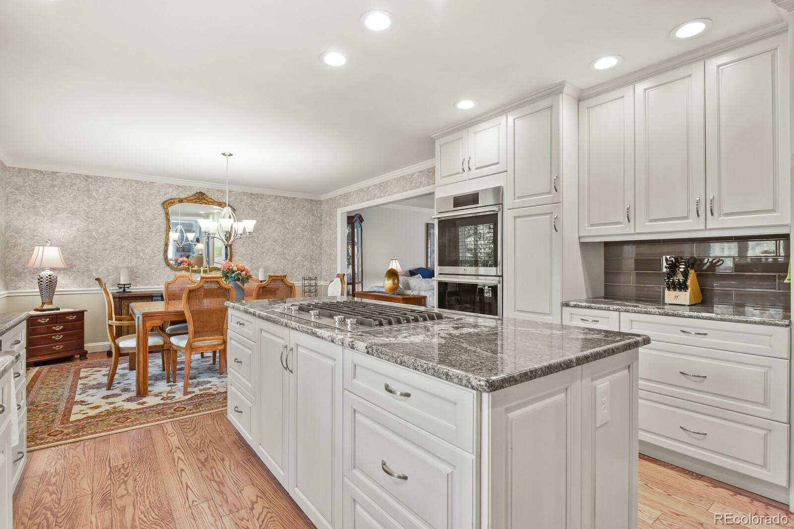 MLS Image #11 for 5301 s garland way,littleton, Colorado