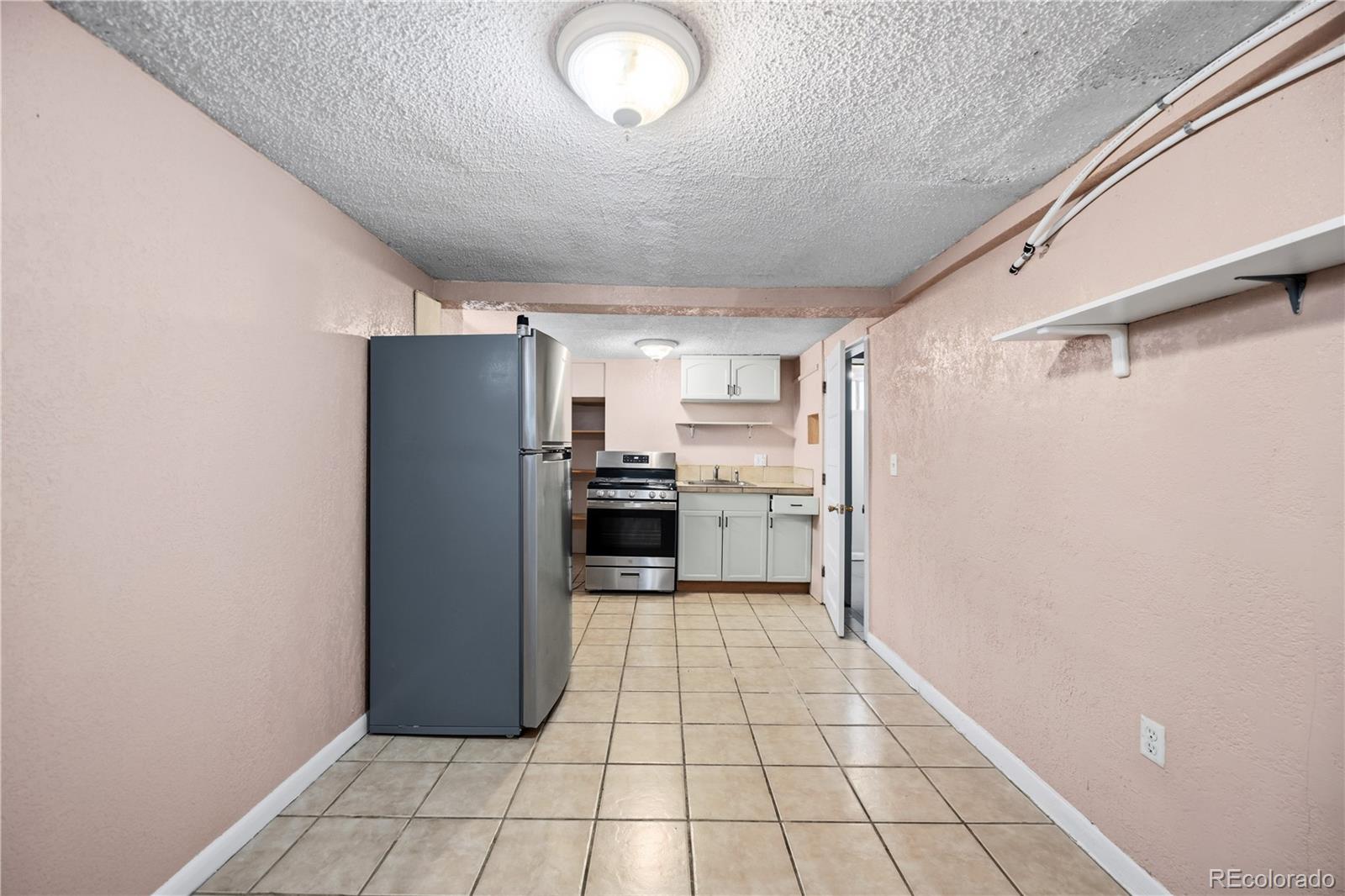 MLS Image #18 for 2810 w short place,denver, Colorado