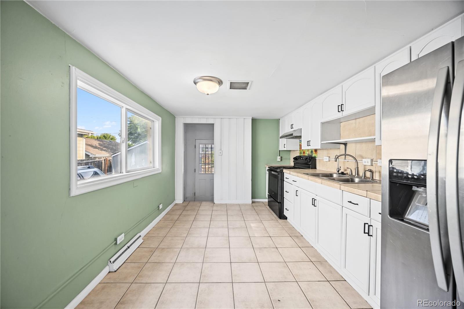MLS Image #8 for 2810 w short place,denver, Colorado