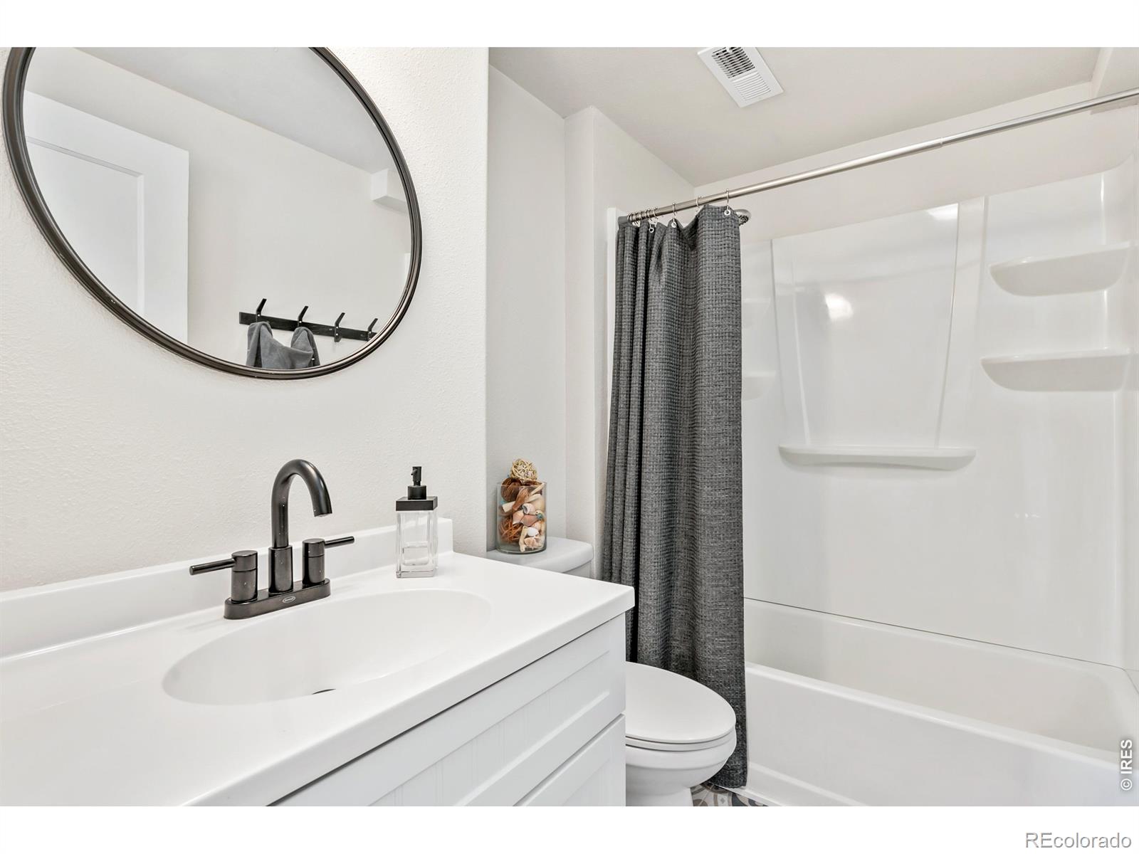 MLS Image #6 for 119 n rutherford avenue,johnstown, Colorado