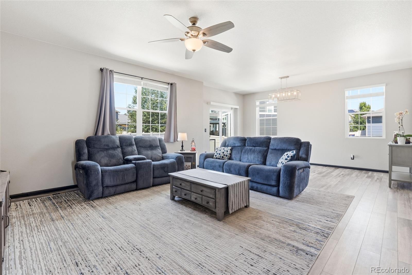 MLS Image #3 for 10447  stagecoach avenue,longmont, Colorado