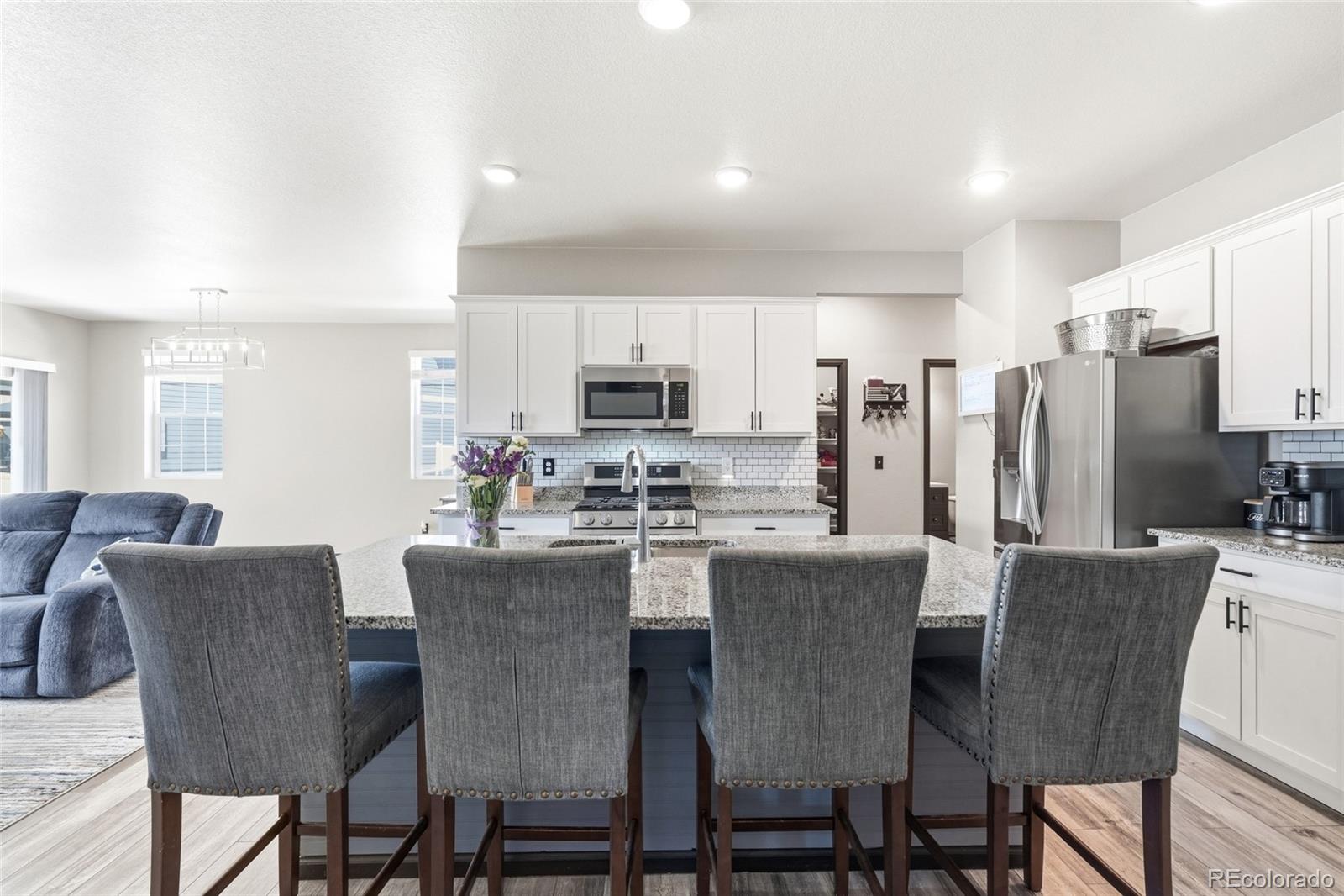 MLS Image #8 for 10447  stagecoach avenue,longmont, Colorado