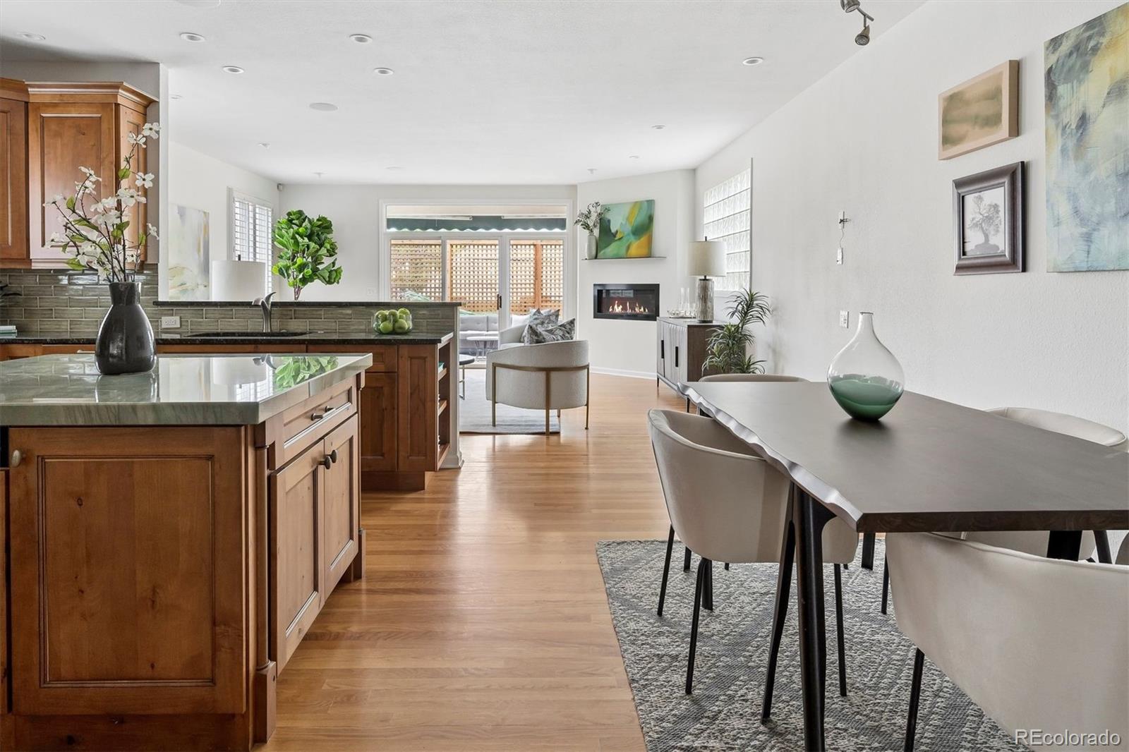 MLS Image #13 for 321  monroe street ,denver, Colorado