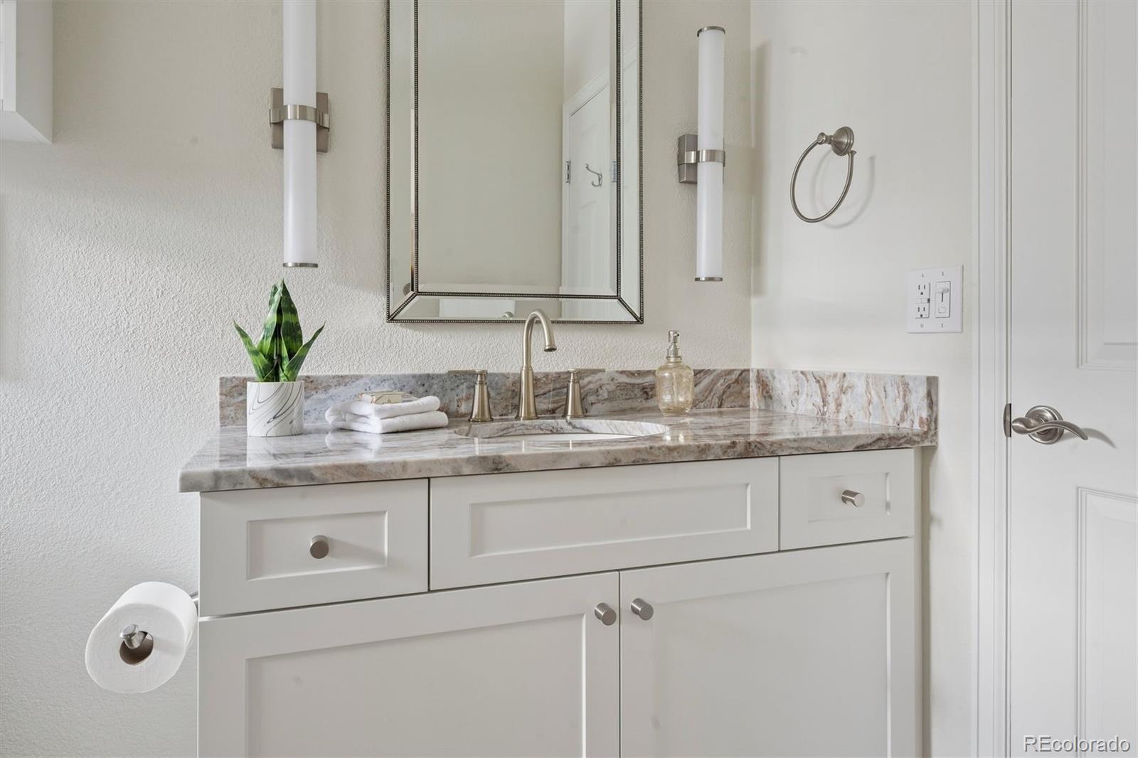 MLS Image #30 for 321  monroe street ,denver, Colorado