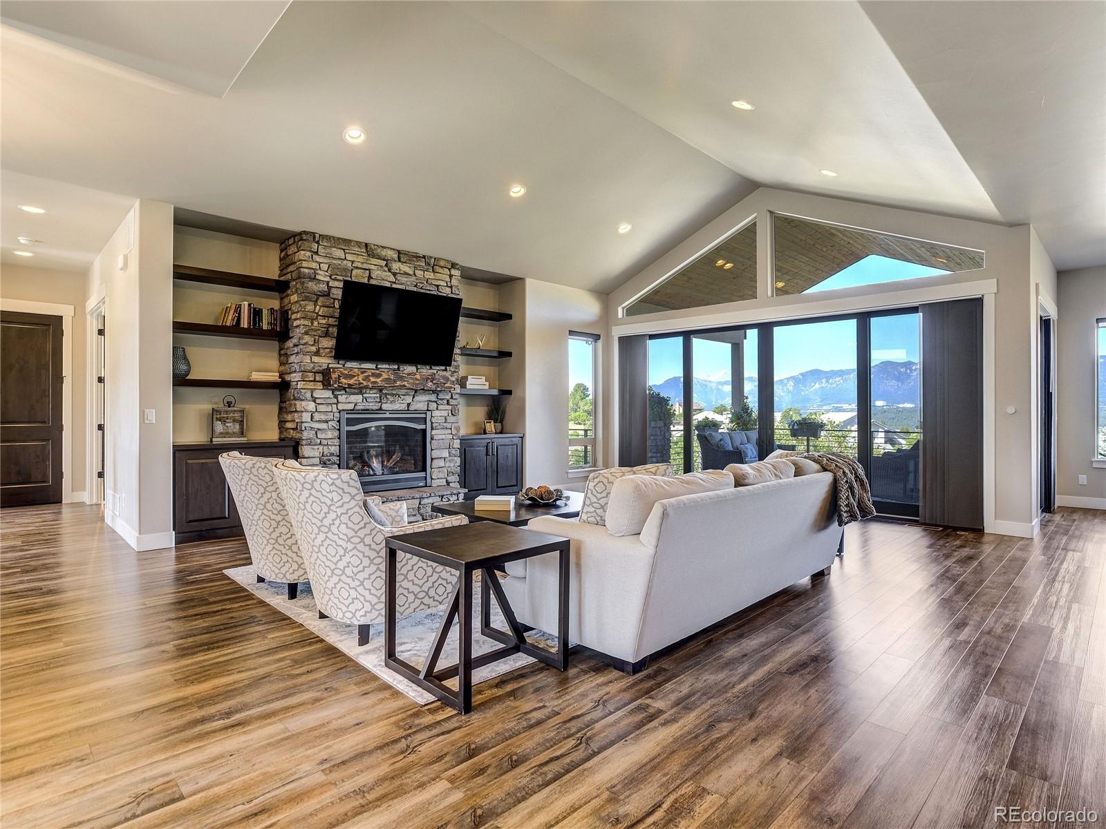MLS Image #10 for 20  wuthering heights drive,colorado springs, Colorado