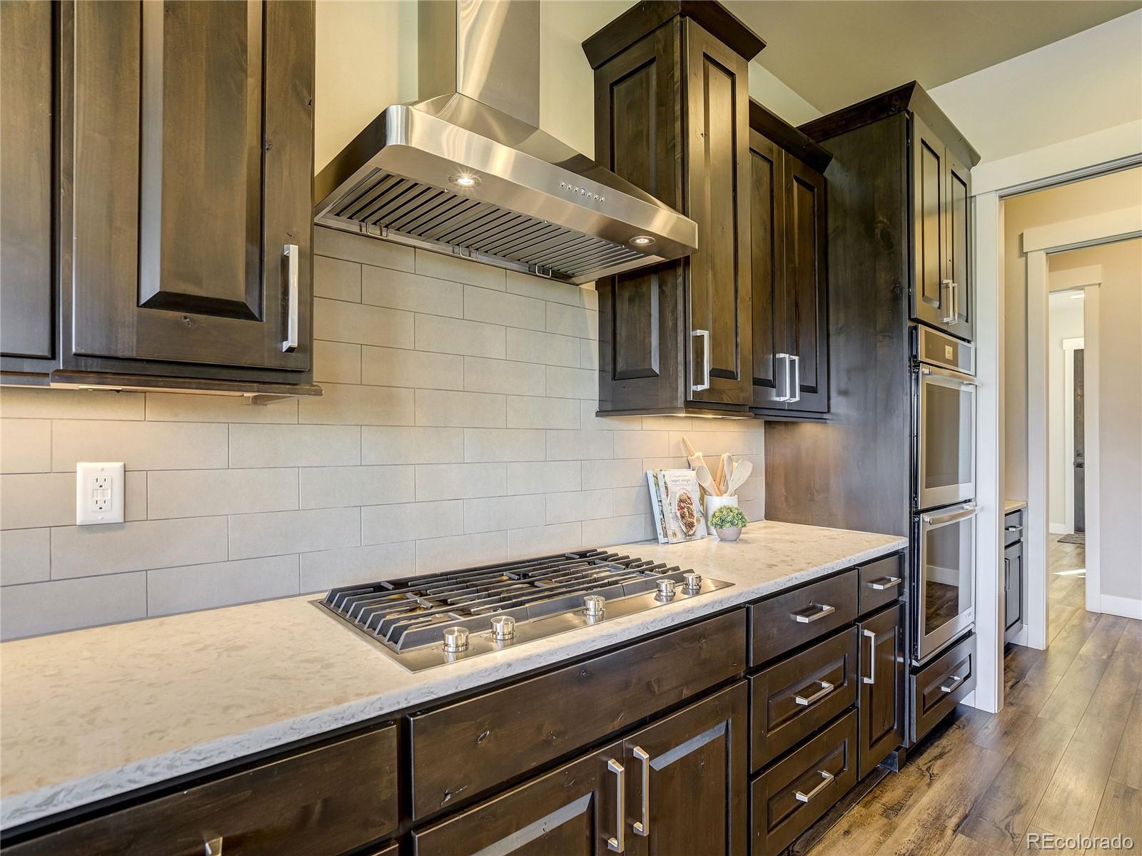 MLS Image #15 for 20  wuthering heights drive,colorado springs, Colorado