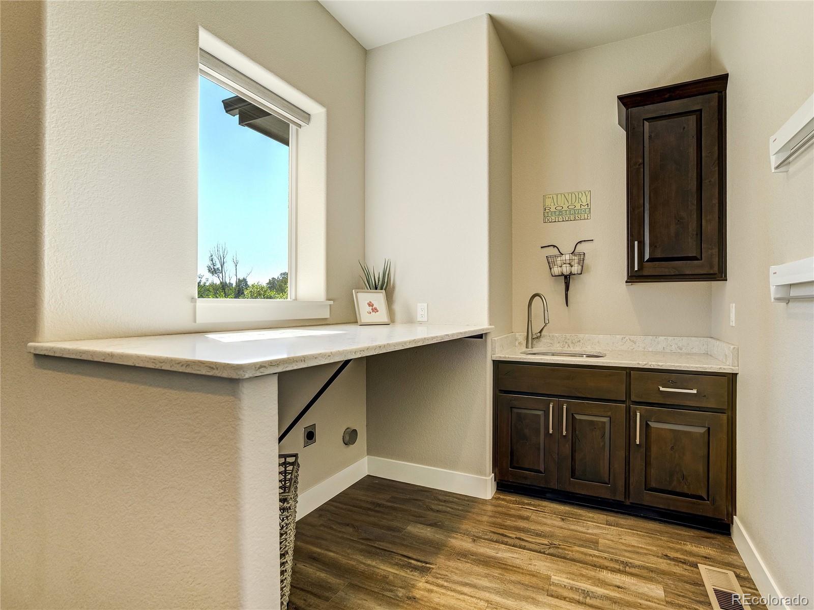 MLS Image #23 for 20  wuthering heights drive,colorado springs, Colorado