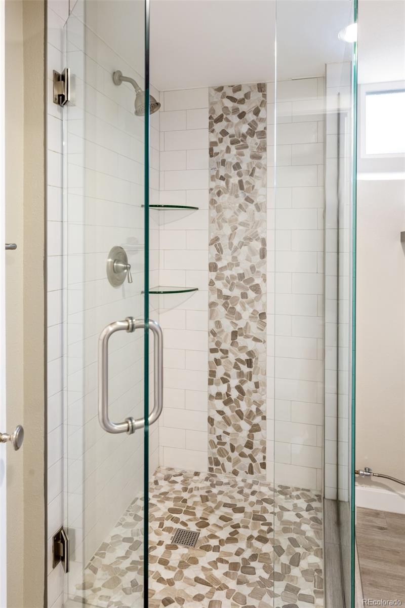 MLS Image #23 for 2560  locust street,denver, Colorado