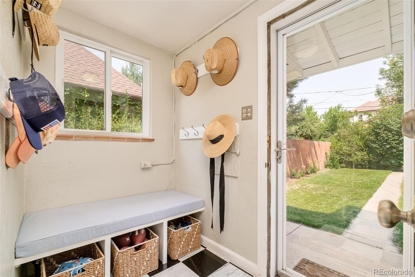 MLS Image #13 for 716  krameria street,denver, Colorado