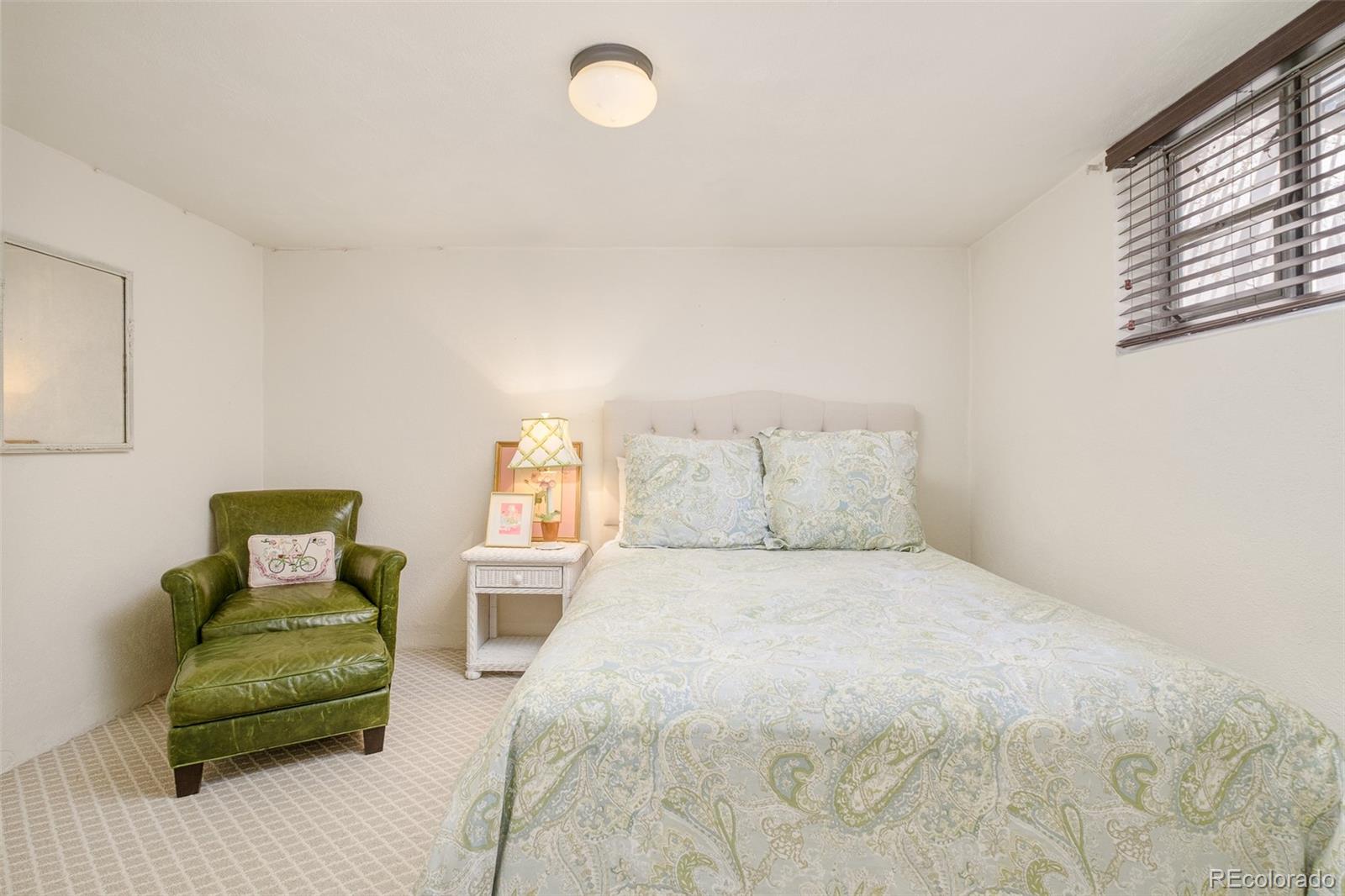 MLS Image #24 for 716  krameria street,denver, Colorado