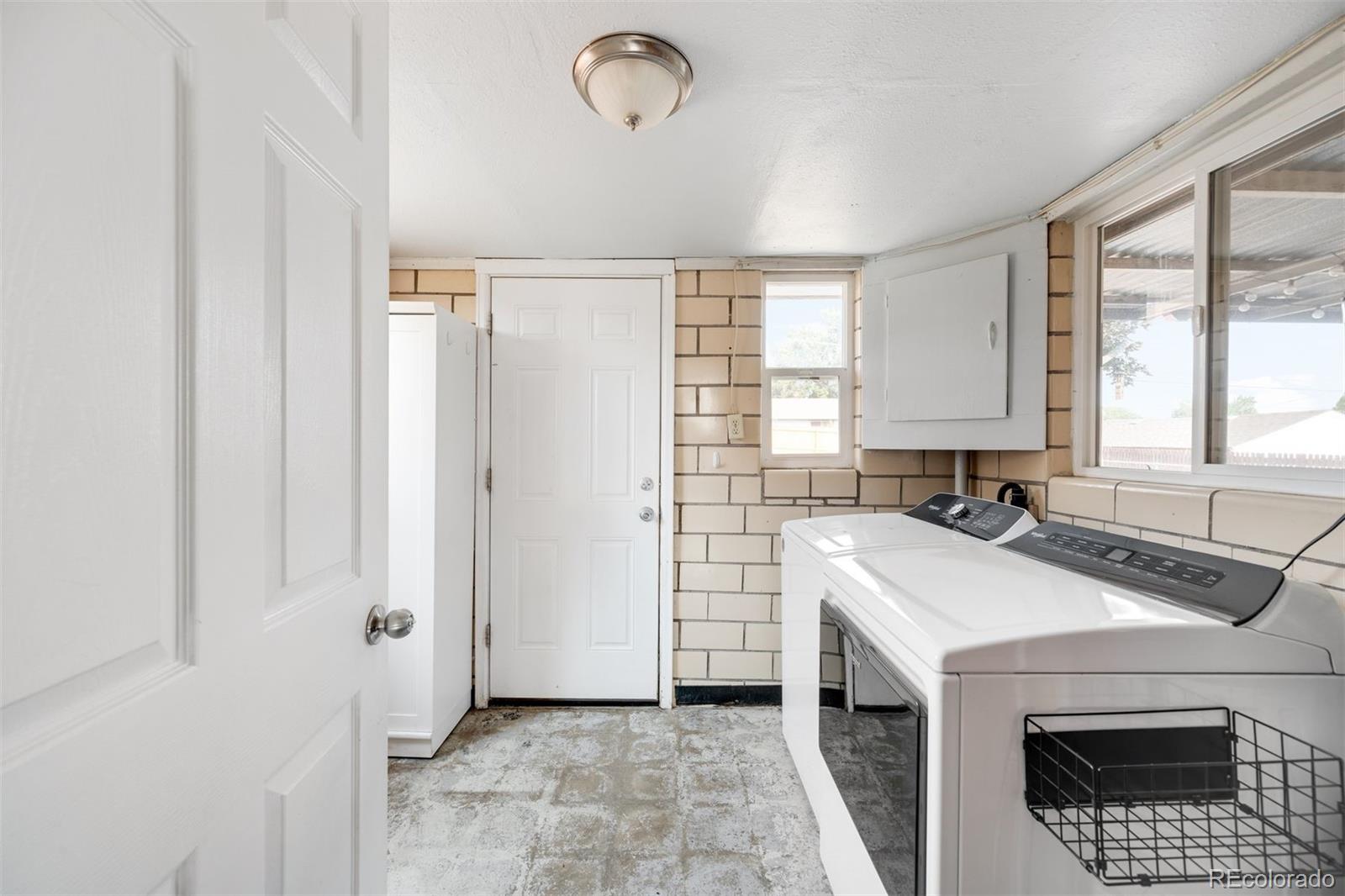 MLS Image #18 for 725 s pecos street,denver, Colorado