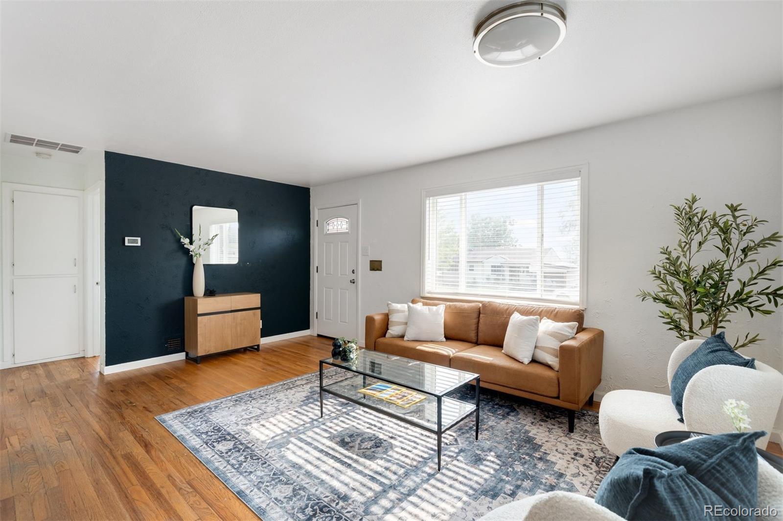 MLS Image #7 for 725 s pecos street,denver, Colorado