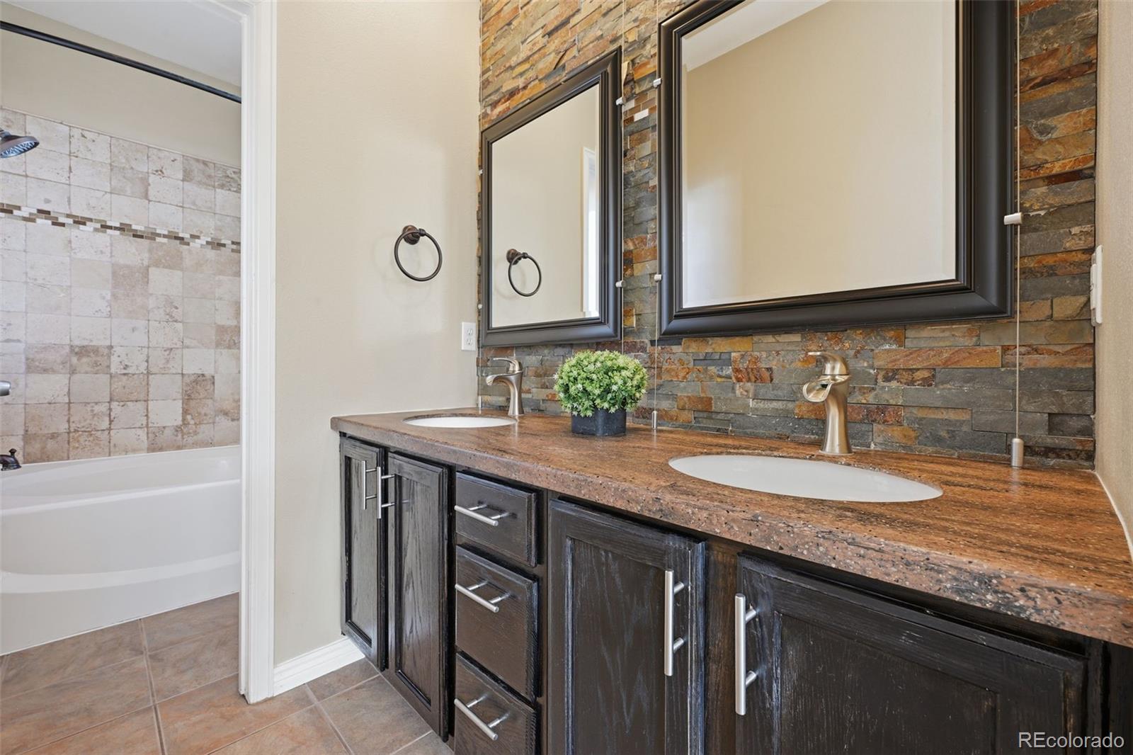 MLS Image #13 for 1345  carlyle park circle,littleton, Colorado