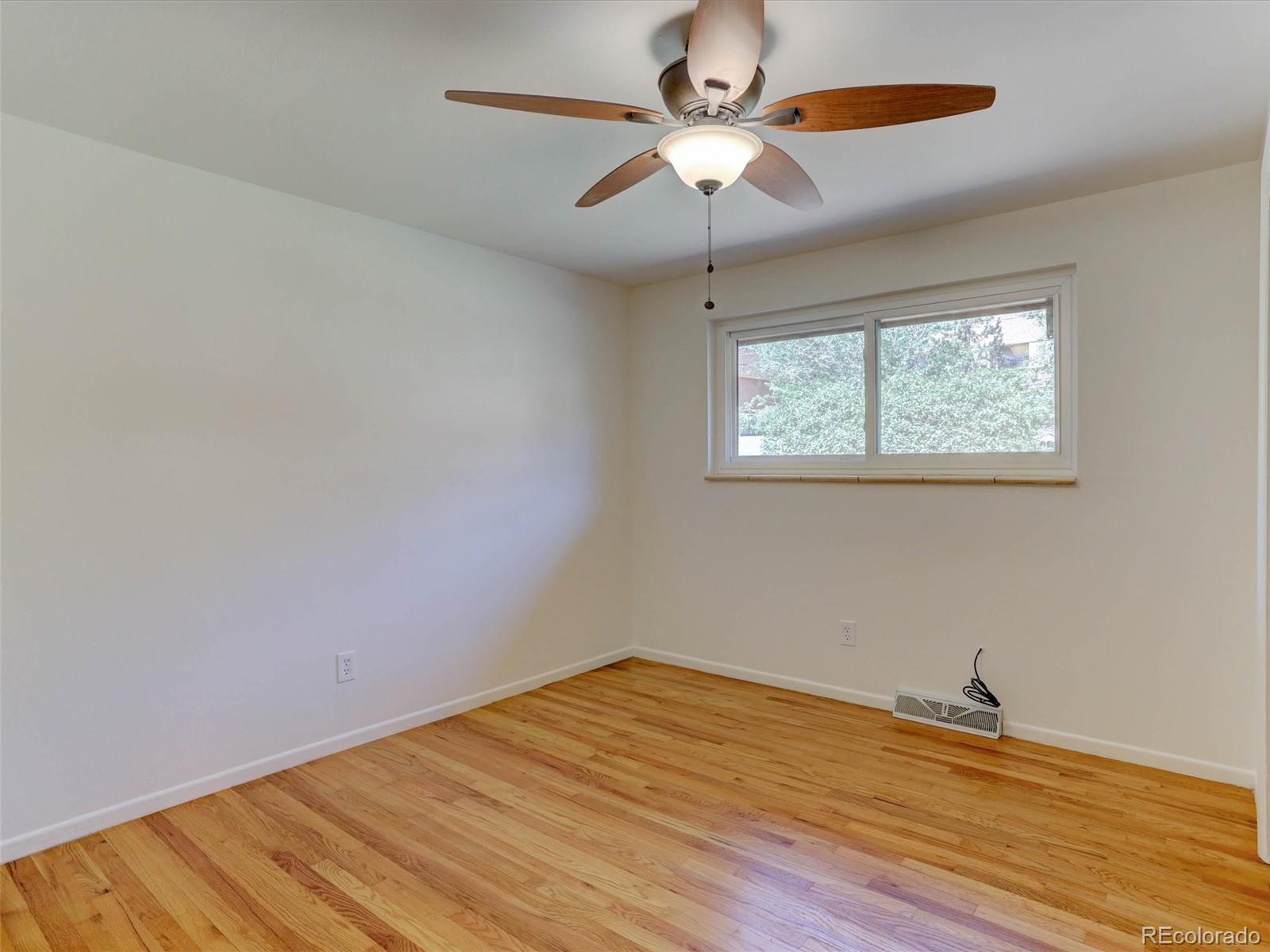 MLS Image #13 for 5677 s king street,littleton, Colorado