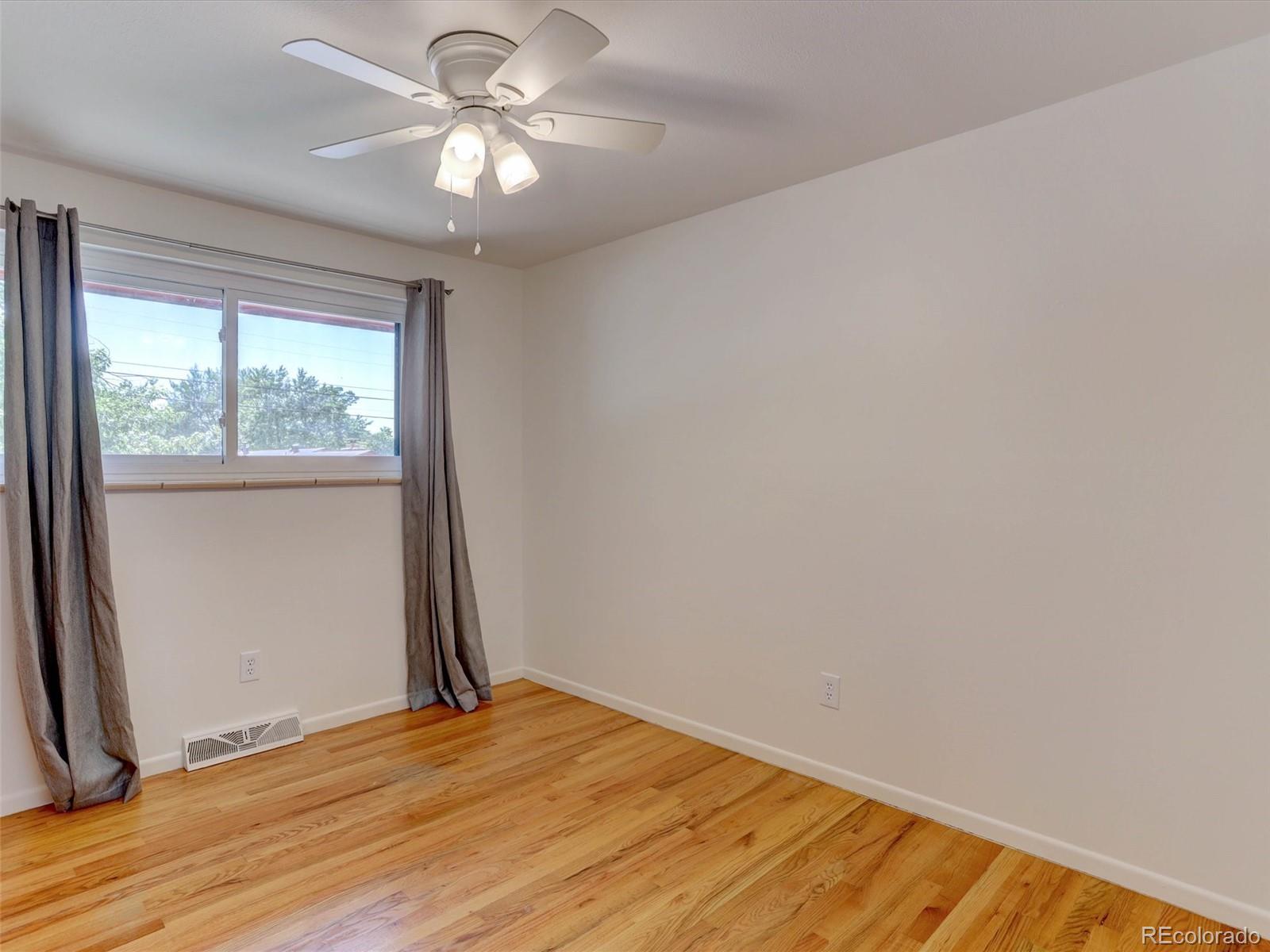 MLS Image #16 for 5677 s king street,littleton, Colorado
