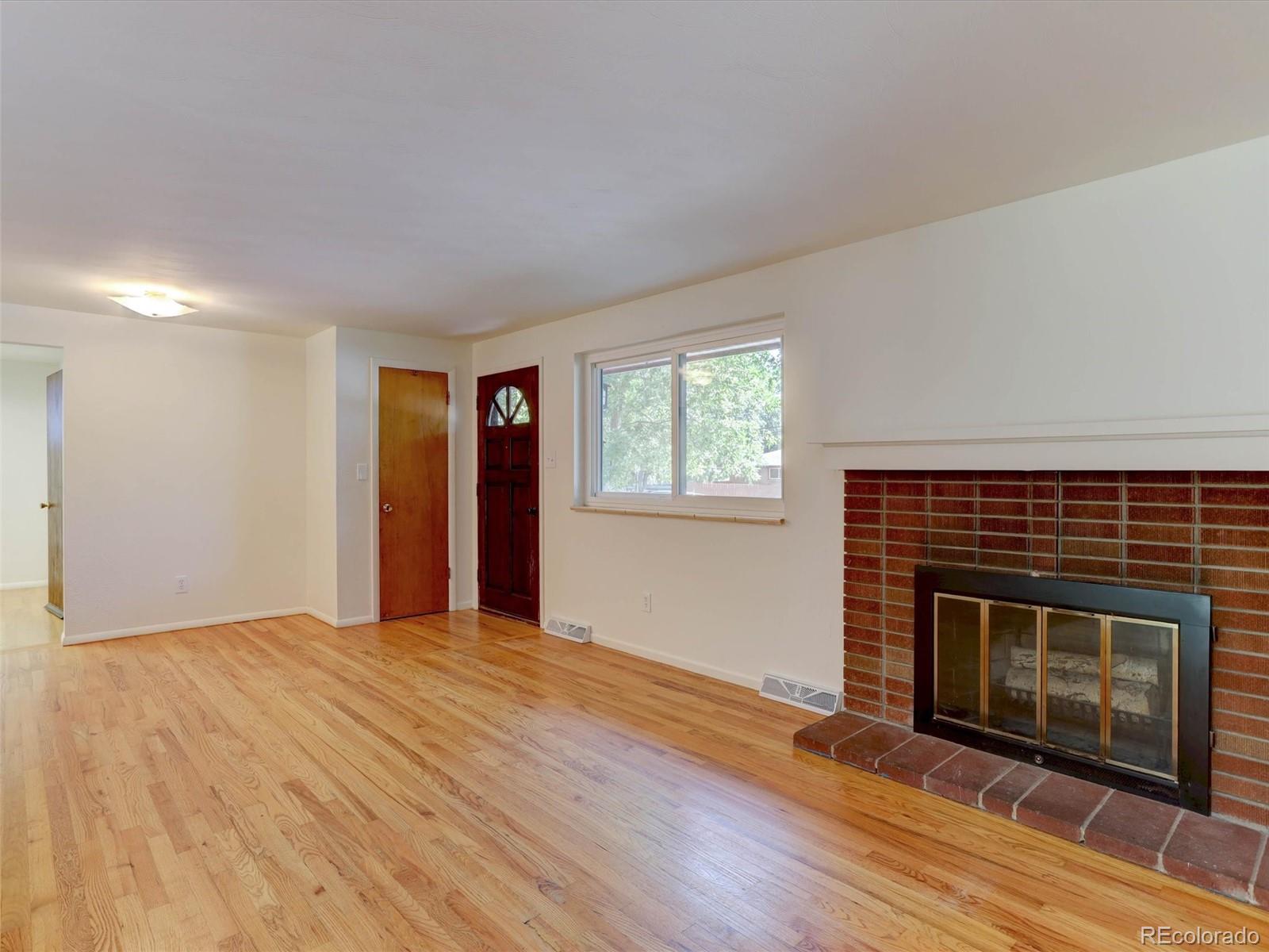 MLS Image #2 for 5677 s king street,littleton, Colorado