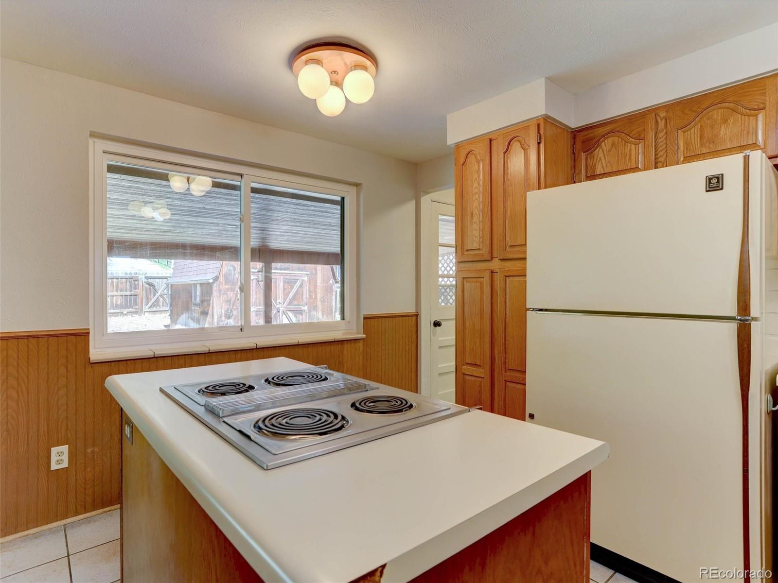 MLS Image #9 for 5677 s king street,littleton, Colorado