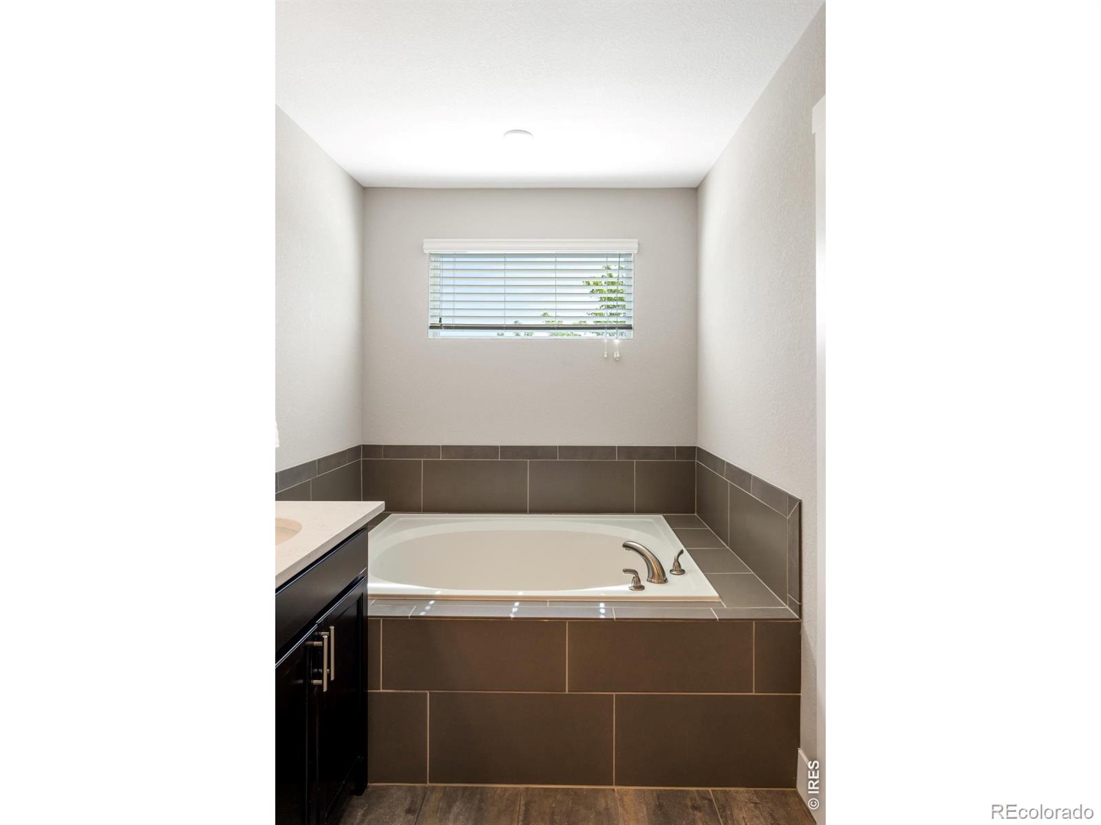 MLS Image #19 for 813  grandview mdws drive,longmont, Colorado