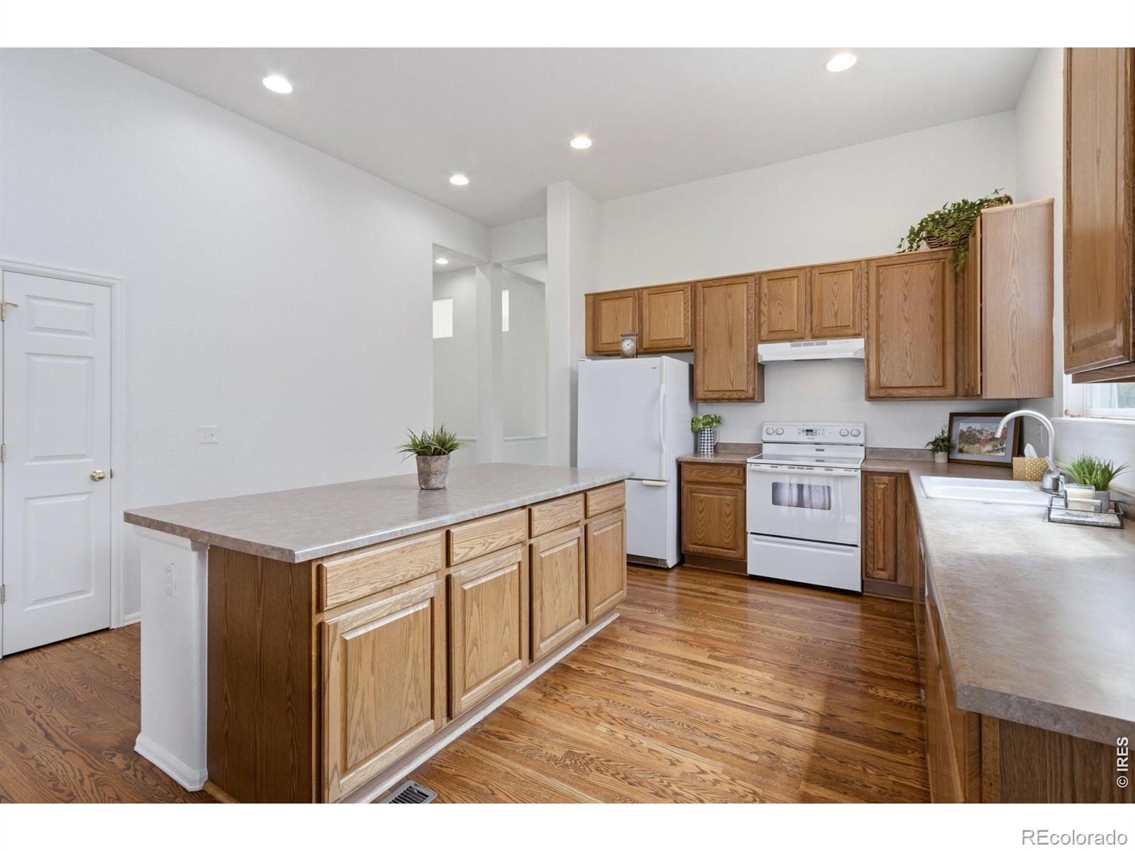 MLS Image #12 for 2732  william neal parkway,fort collins, Colorado