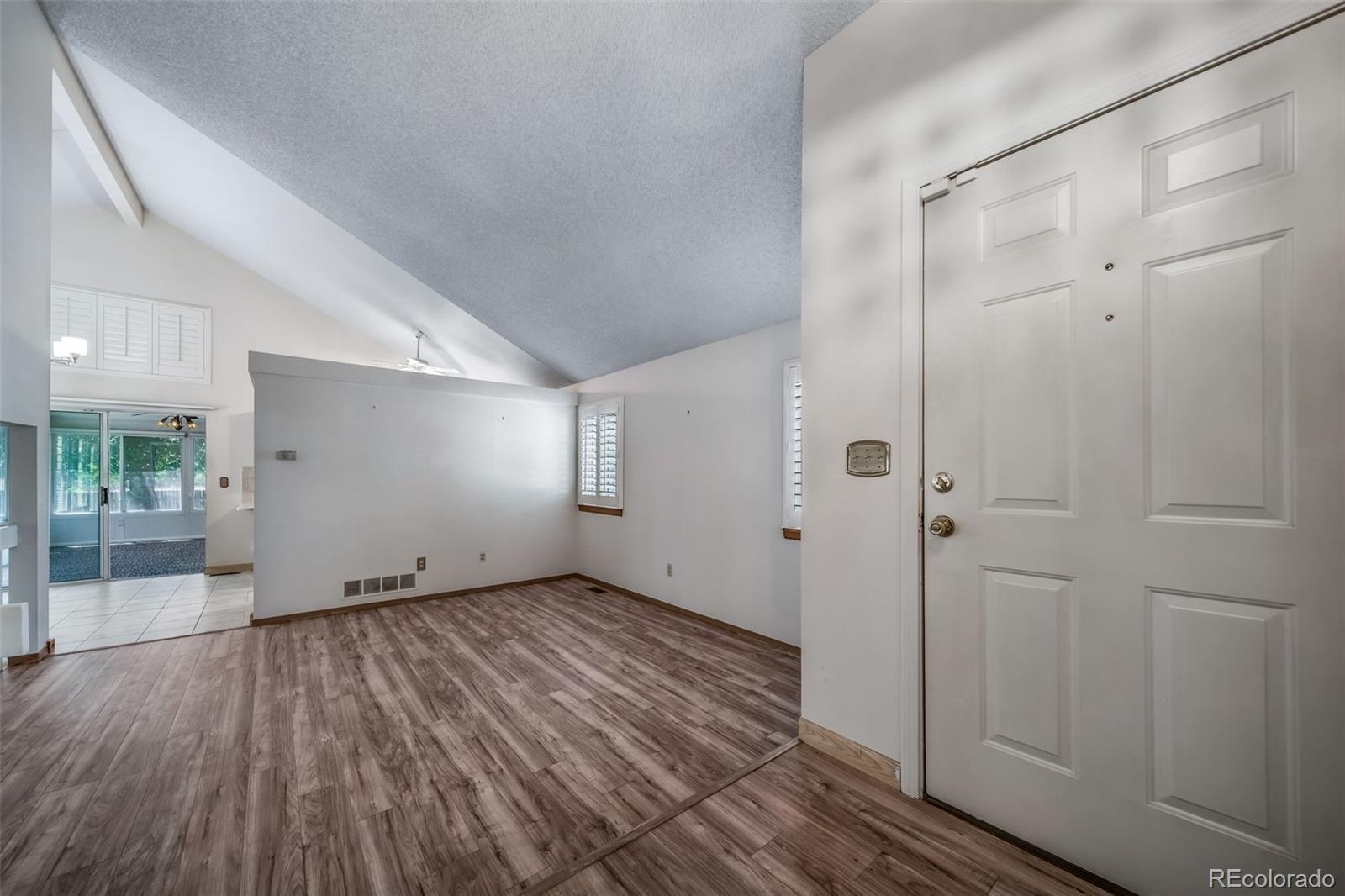 MLS Image #19 for 20460 e 45th avenue,denver, Colorado