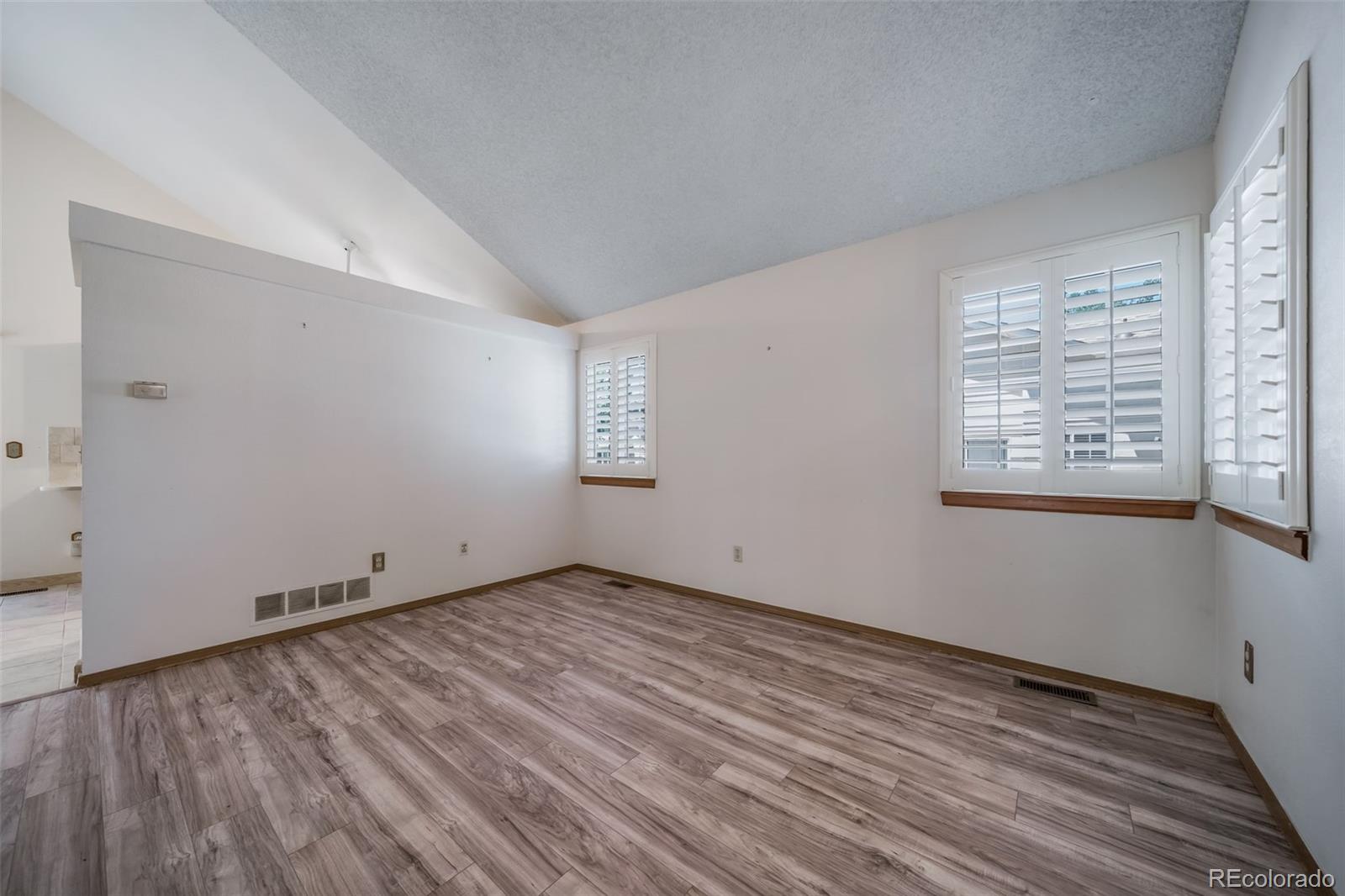 MLS Image #21 for 20460 e 45th avenue,denver, Colorado