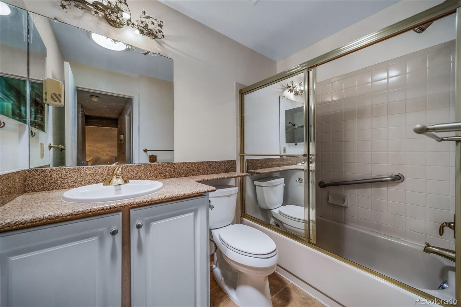 MLS Image #31 for 20460 e 45th avenue,denver, Colorado