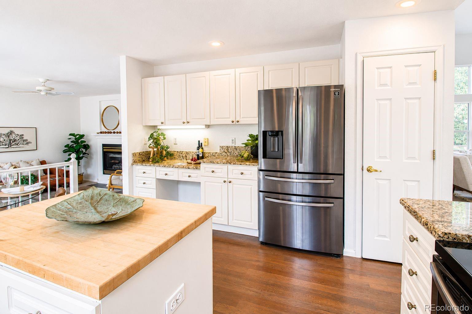 MLS Image #12 for 2534  sweetwater circle,lafayette, Colorado