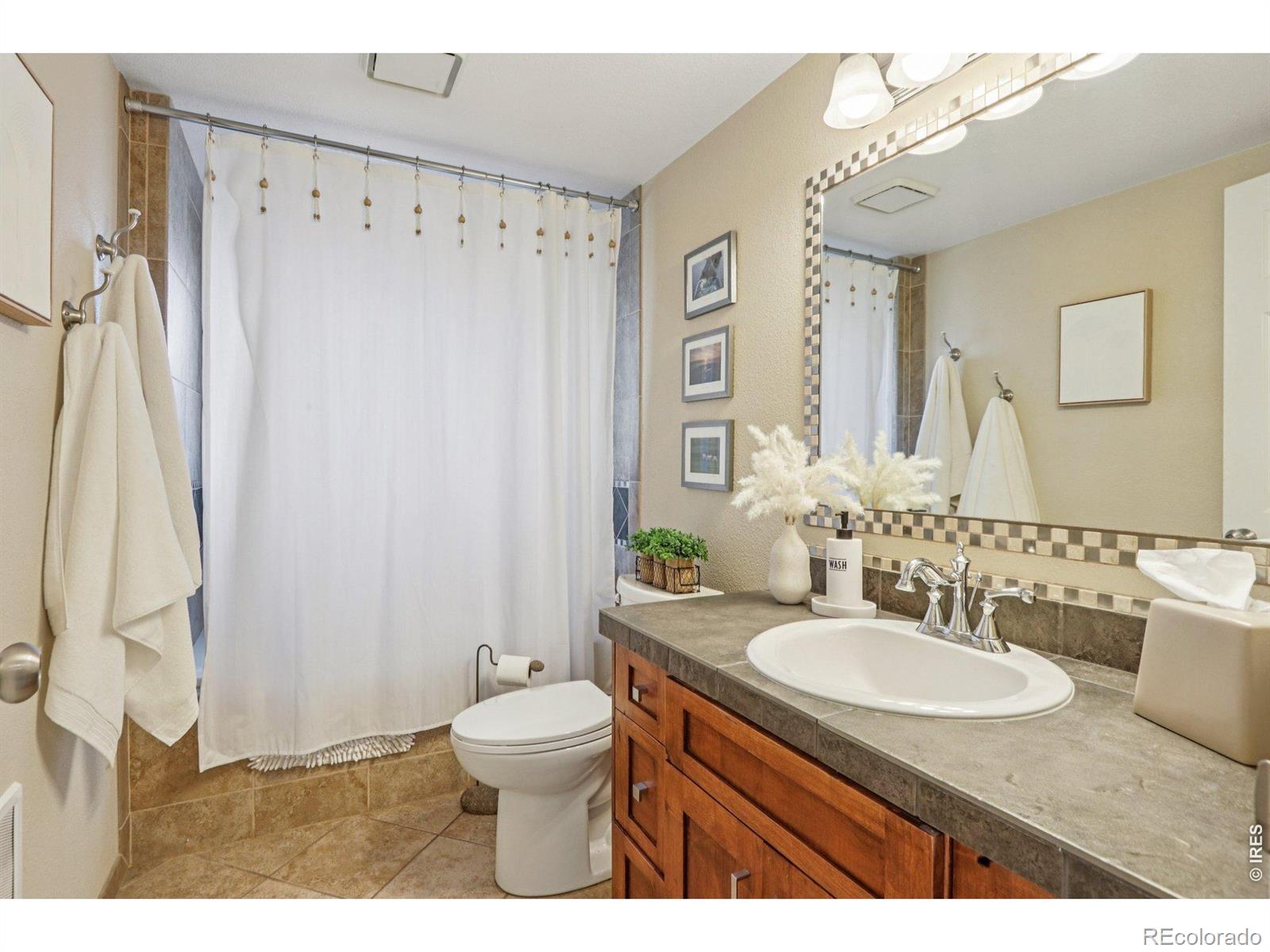 MLS Image #33 for 6640  paiute court,niwot, Colorado