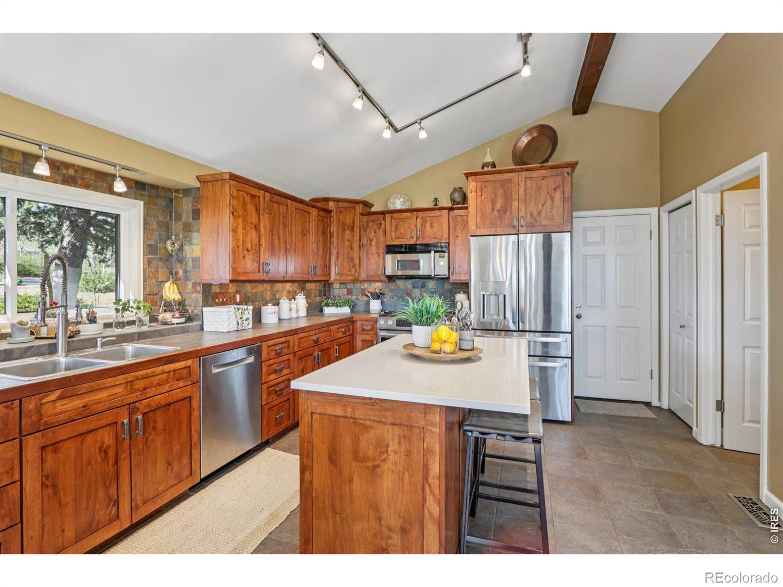 MLS Image #4 for 6640  paiute court,niwot, Colorado