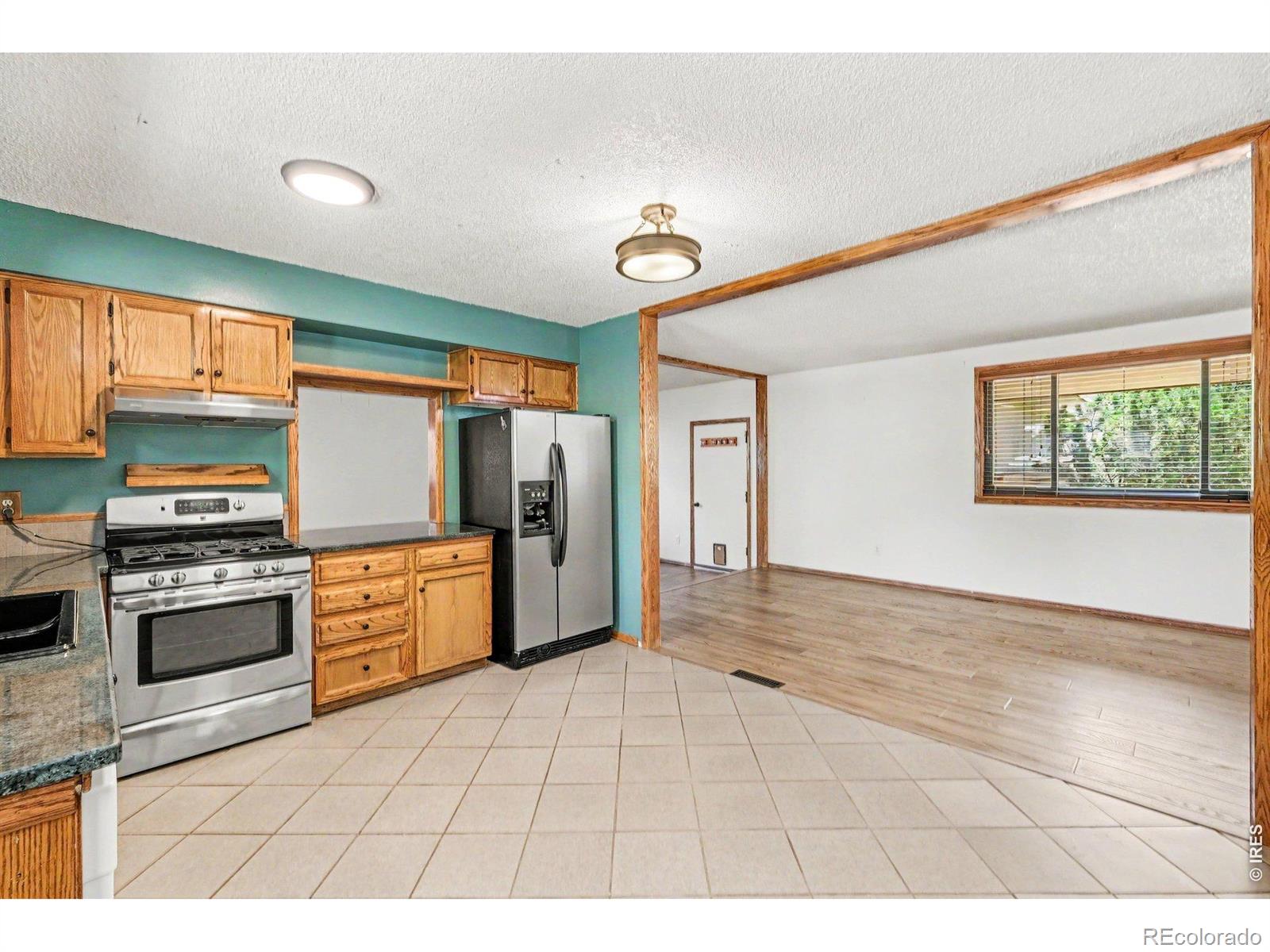 MLS Image #12 for 1320  garden circle,longmont, Colorado