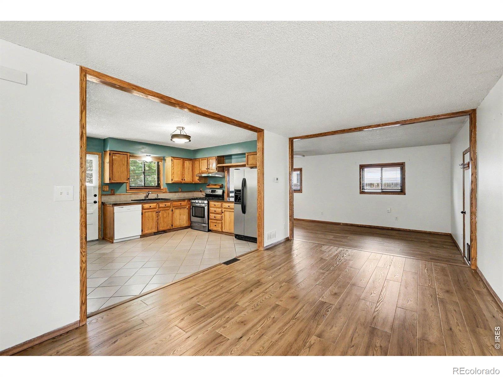 MLS Image #2 for 1320  garden circle,longmont, Colorado