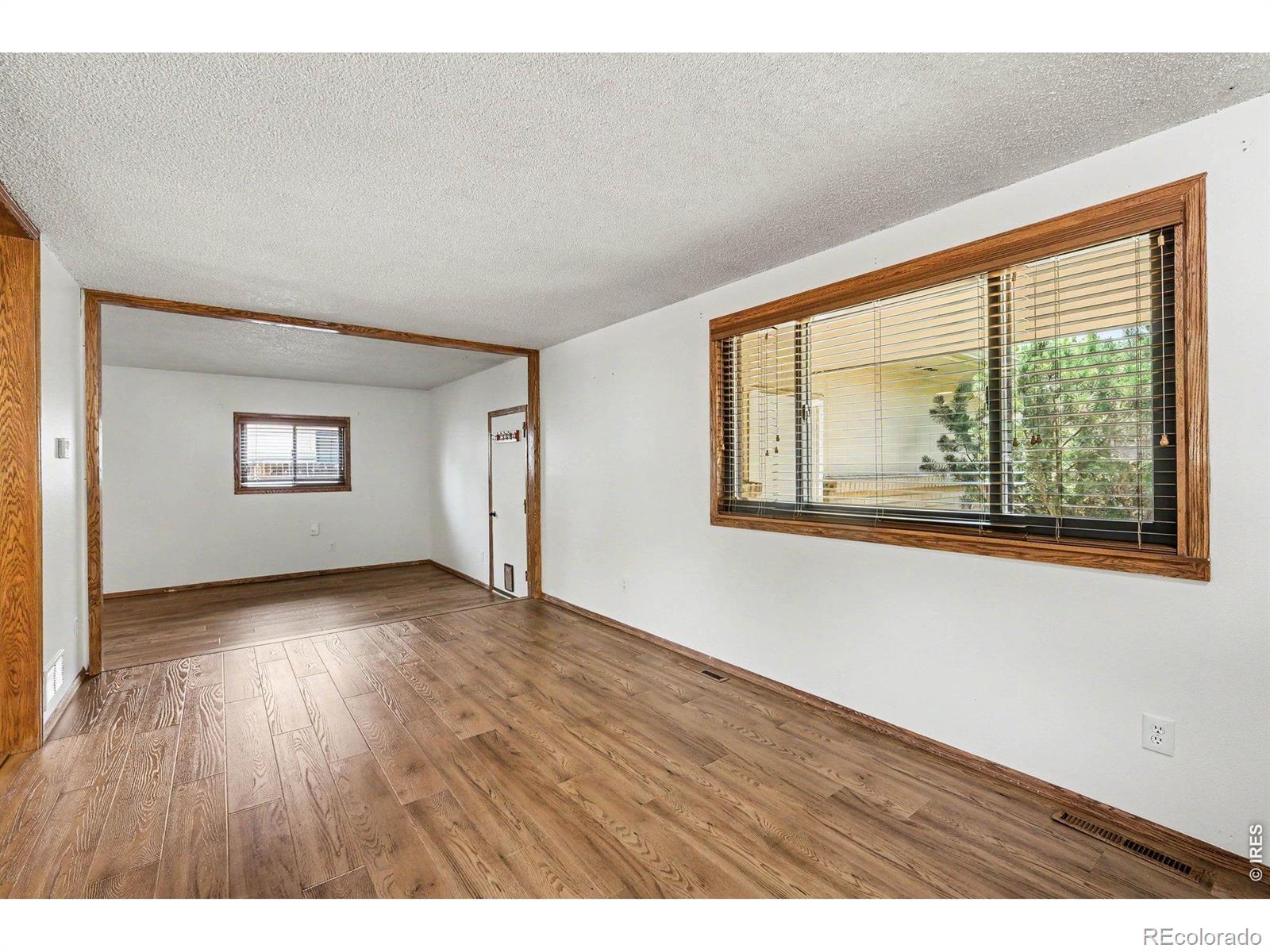 MLS Image #4 for 1320  garden circle,longmont, Colorado