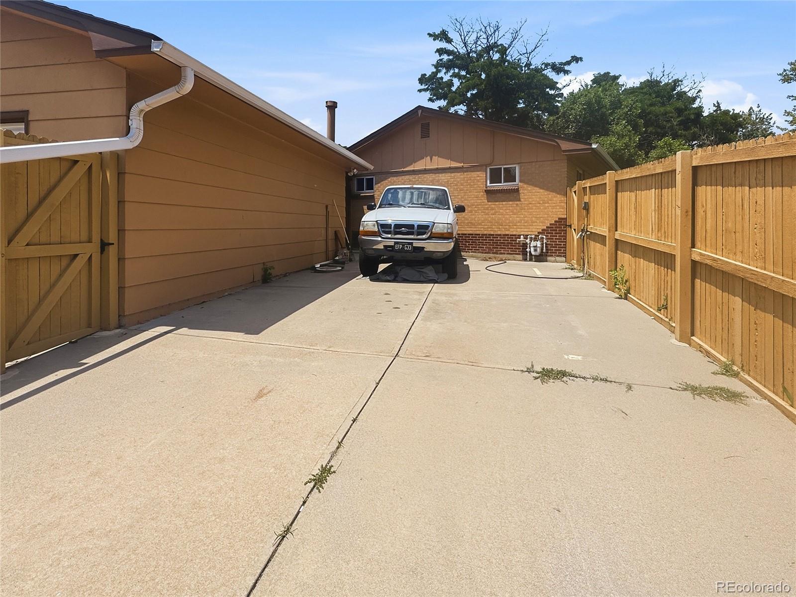 MLS Image #11 for 7220 w calahan avenue,denver, Colorado