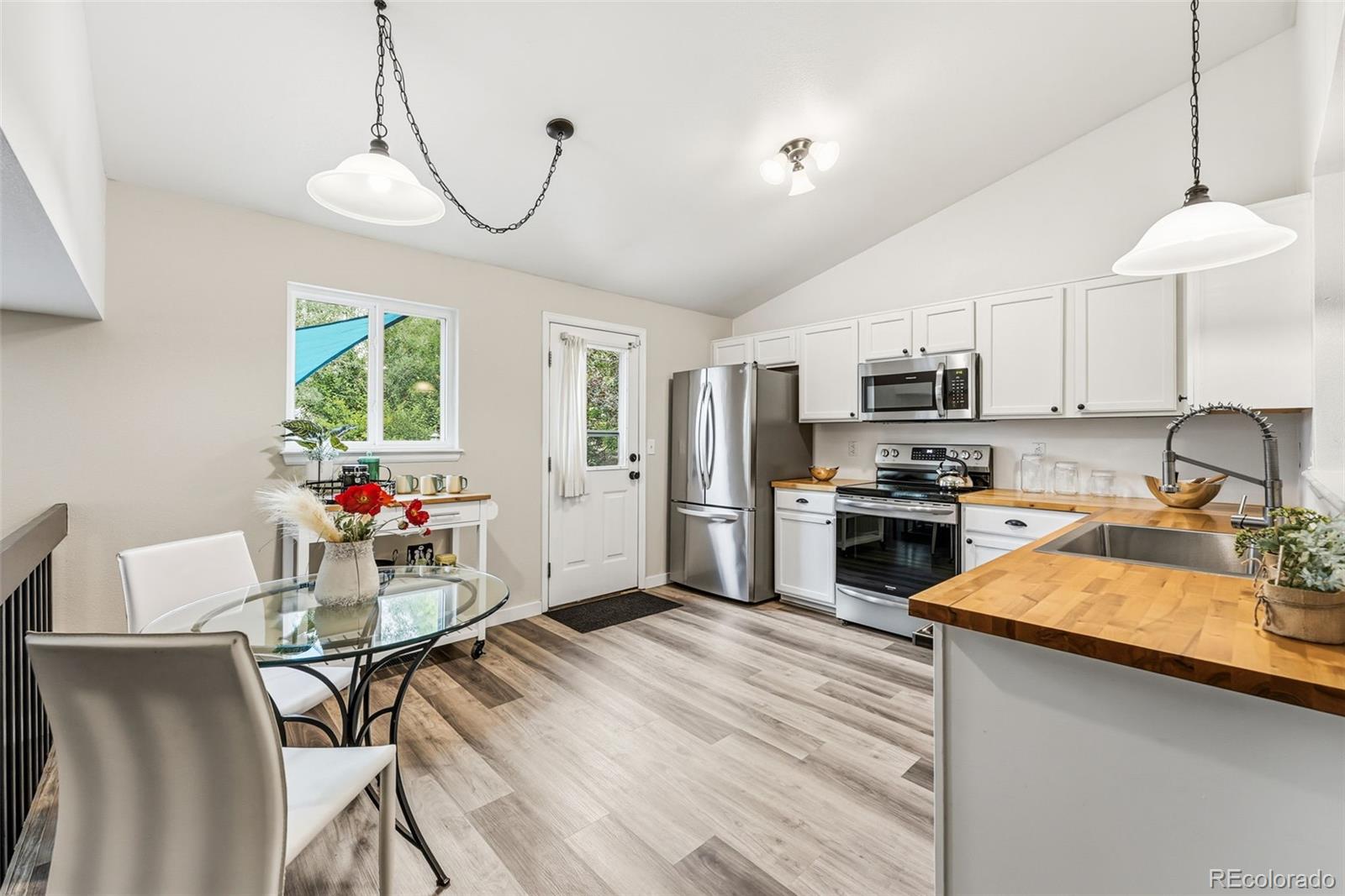 MLS Image #11 for 1306  laurel court,longmont, Colorado