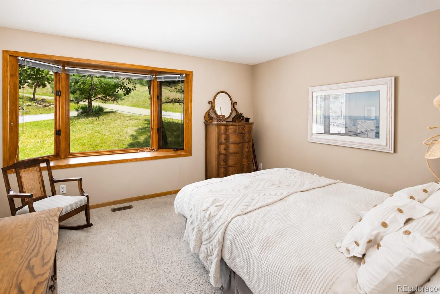 MLS Image #18 for 1107  preserve circle,golden, Colorado