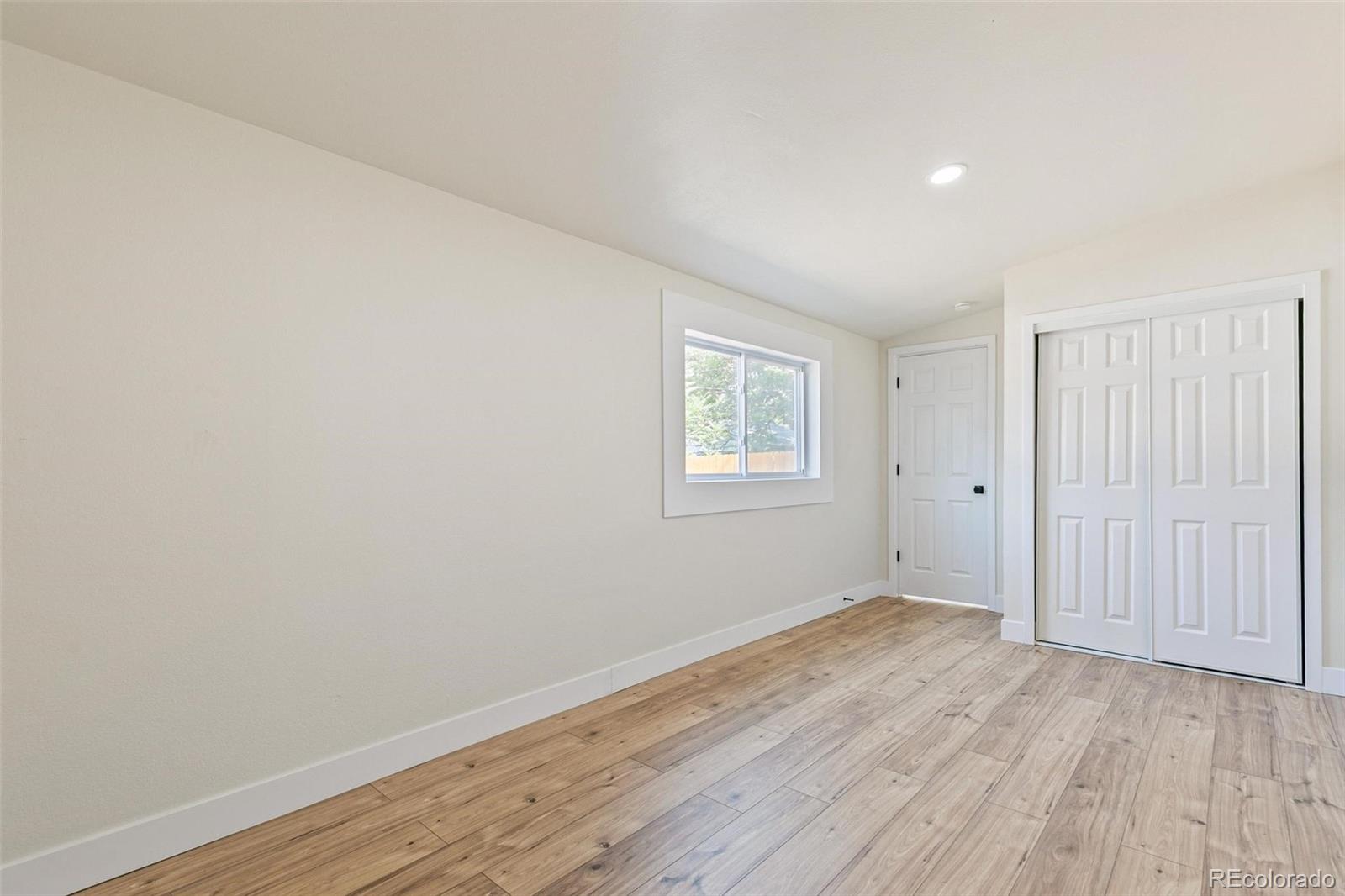 MLS Image #13 for 1657  macon street,aurora, Colorado