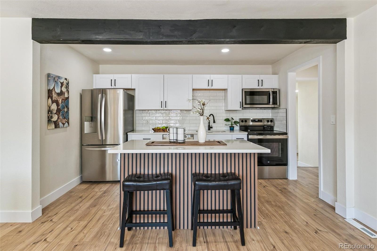 MLS Image #4 for 1657  macon street,aurora, Colorado