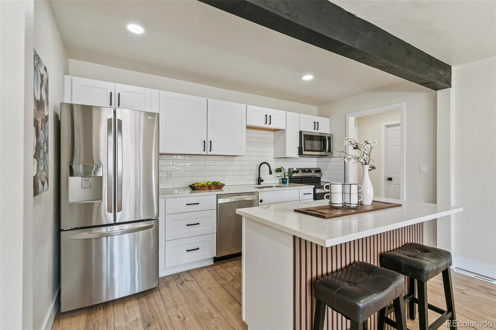 MLS Image #5 for 1657  macon street,aurora, Colorado
