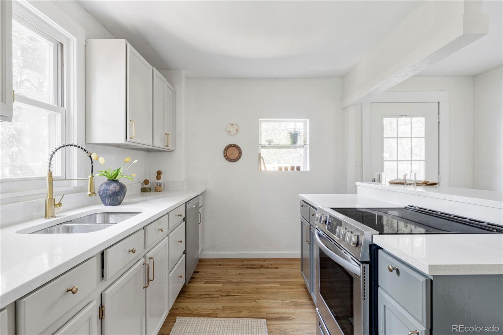 MLS Image #10 for 4455  wolff street,denver, Colorado